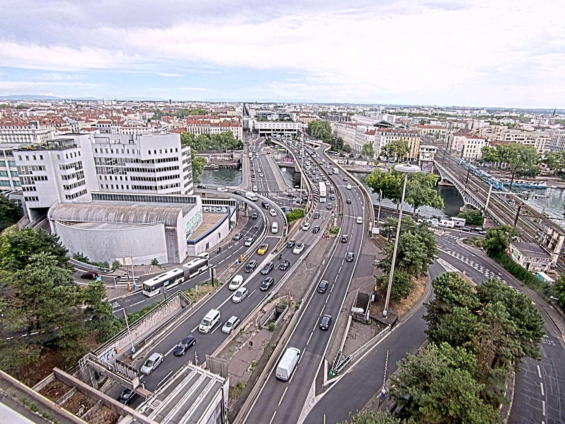 Caméra autoroute à Lyon Perrache à l'entrée Sud du Tunnel sous Fourvière, en direction de Marseille