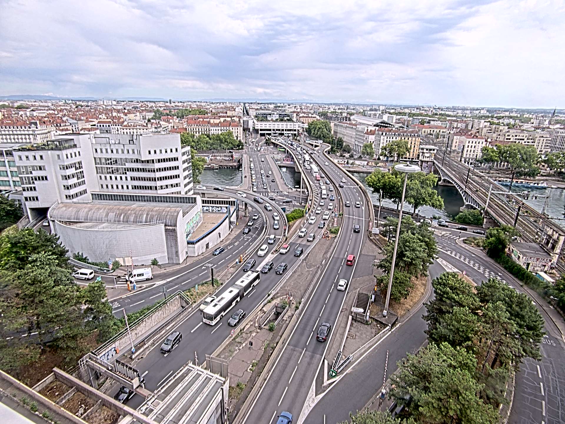 Caméra autoroute à Lyon Perrache à l'entrée Sud du Tunnel sous Fourvière, en direction de Marseille