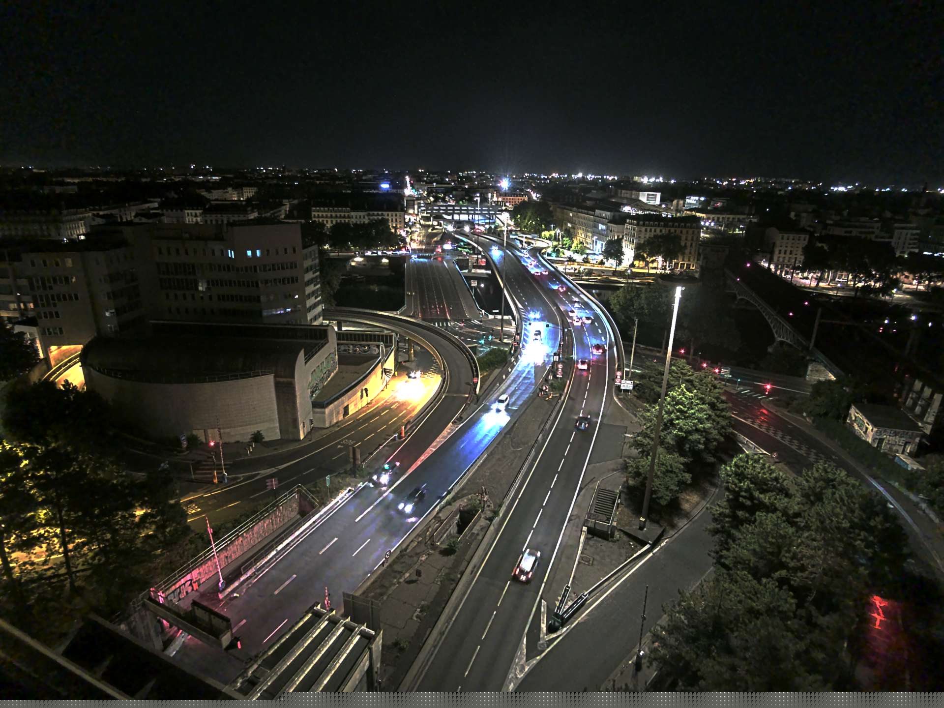 Caméra autoroute à Lyon Perrache à l'entrée Sud du Tunnel sous Fourvière, en direction de Marseille