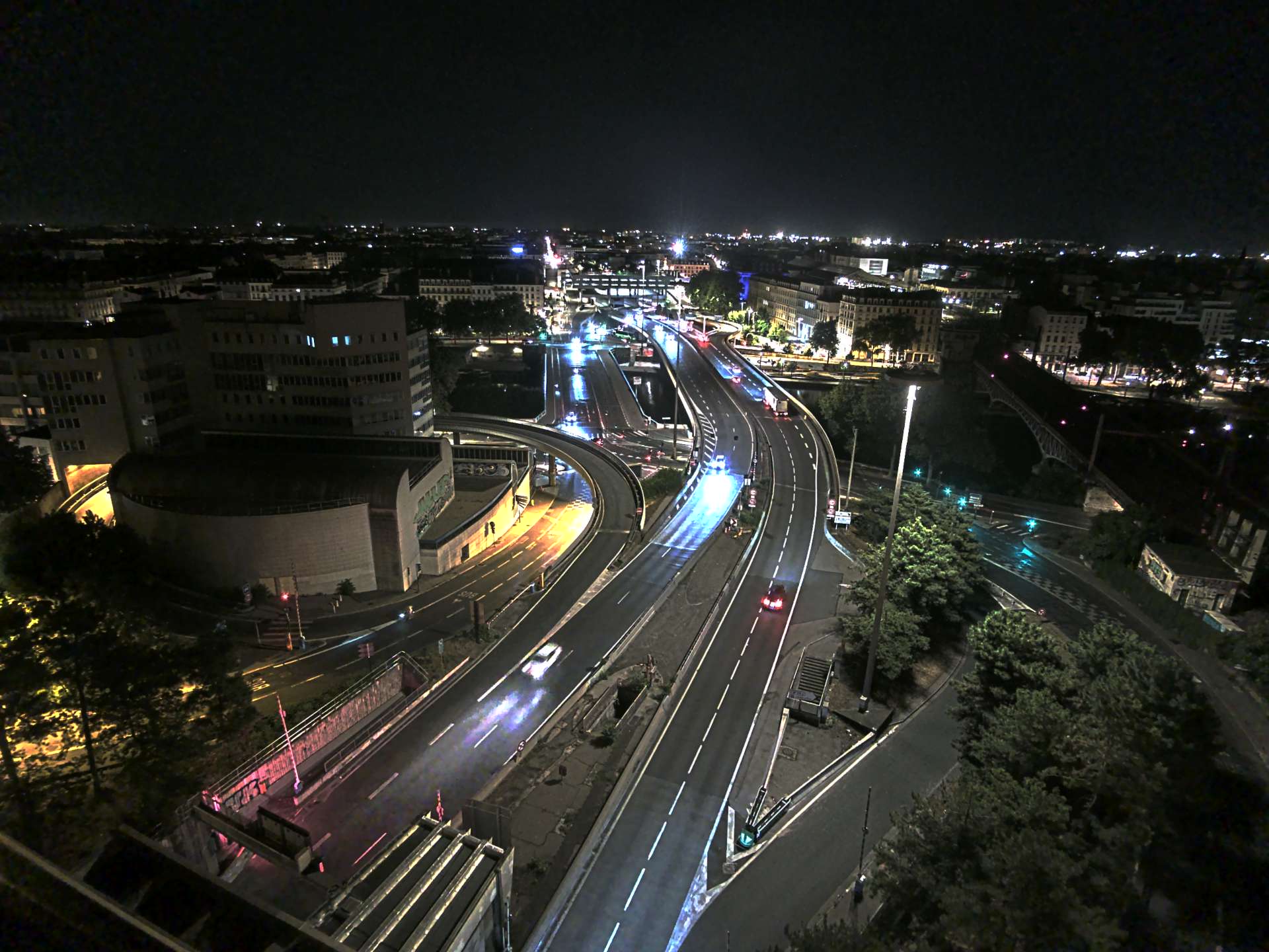 Caméra autoroute à Lyon Perrache à l'entrée Sud du Tunnel sous Fourvière, en direction de Marseille