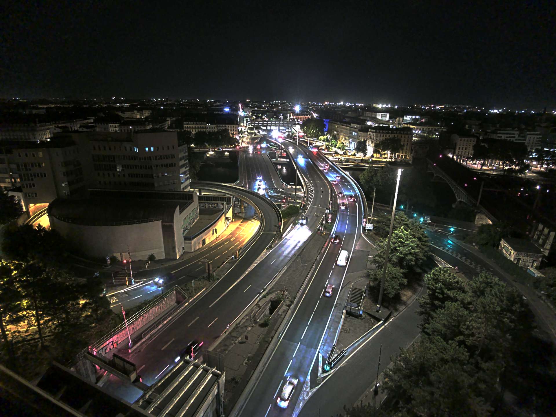 Caméra autoroute à Lyon Perrache à l'entrée Sud du Tunnel sous Fourvière, en direction de Marseille