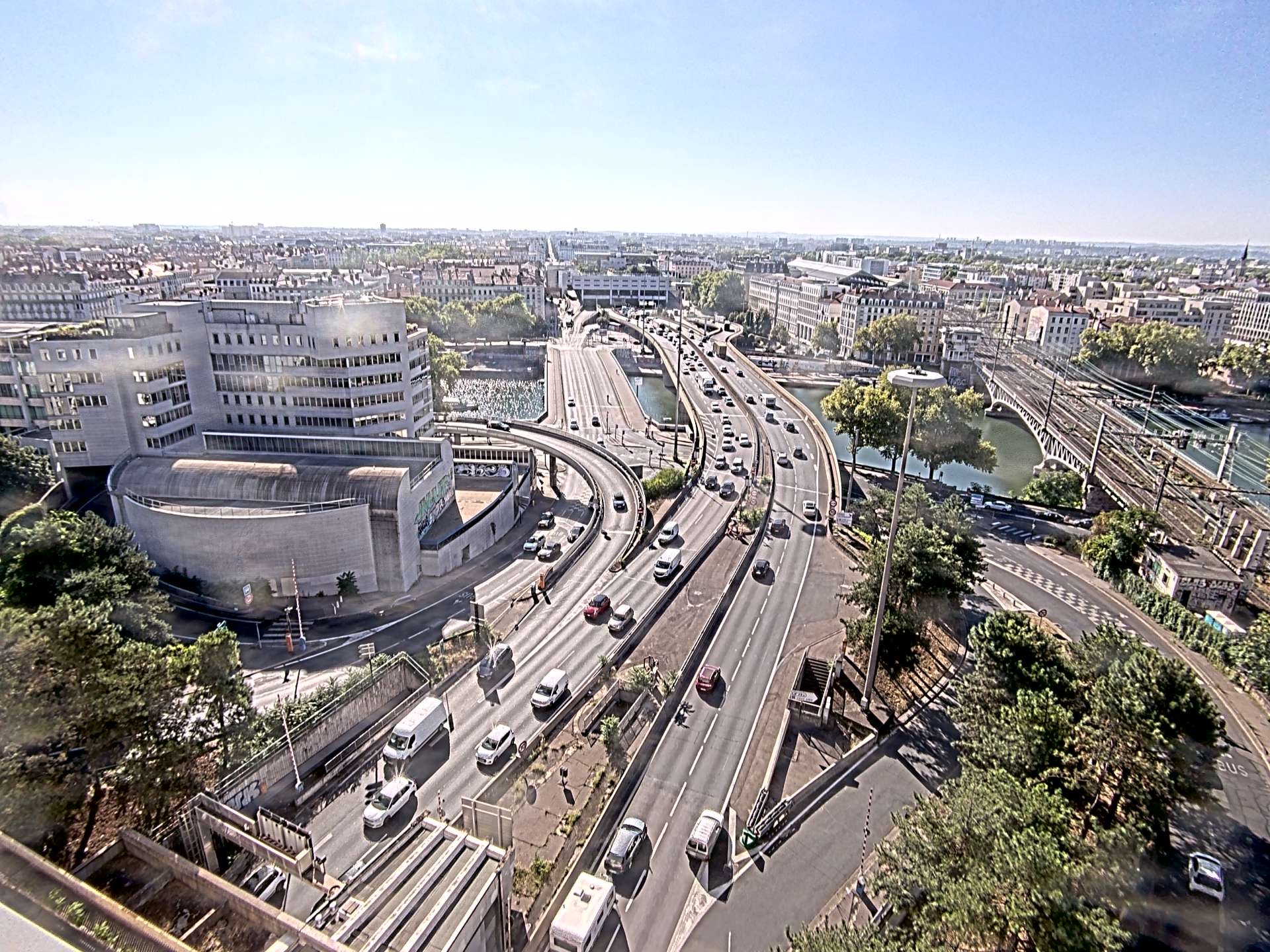 Caméra autoroute à Lyon Perrache à l'entrée Sud du Tunnel sous Fourvière, en direction de Marseille