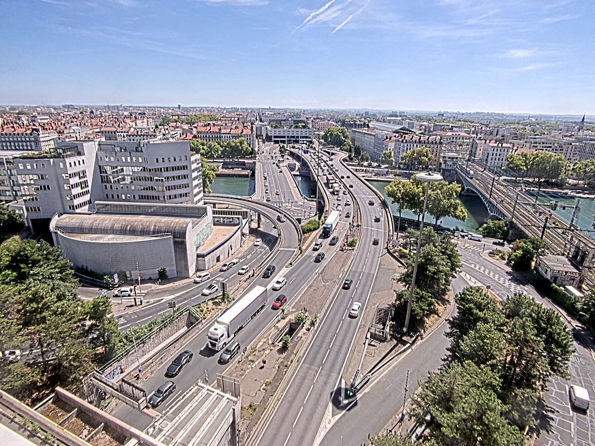 Caméra autoroute à Lyon Perrache à l'entrée Sud du Tunnel sous Fourvière, en direction de Marseille