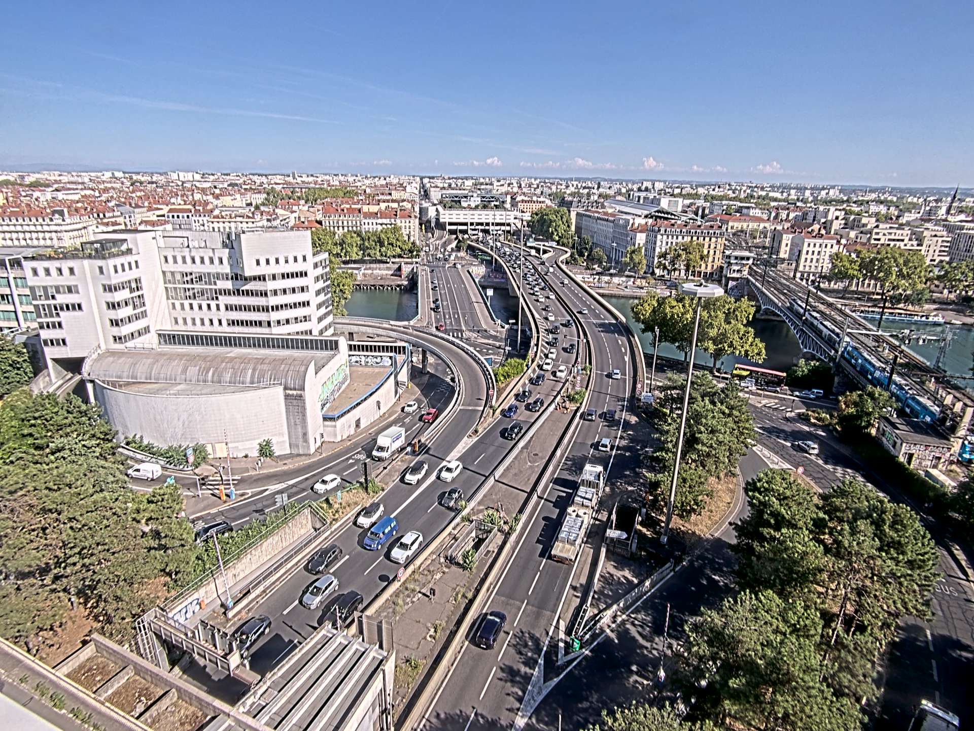 Caméra autoroute à Lyon Perrache à l'entrée Sud du Tunnel sous Fourvière, en direction de Marseille