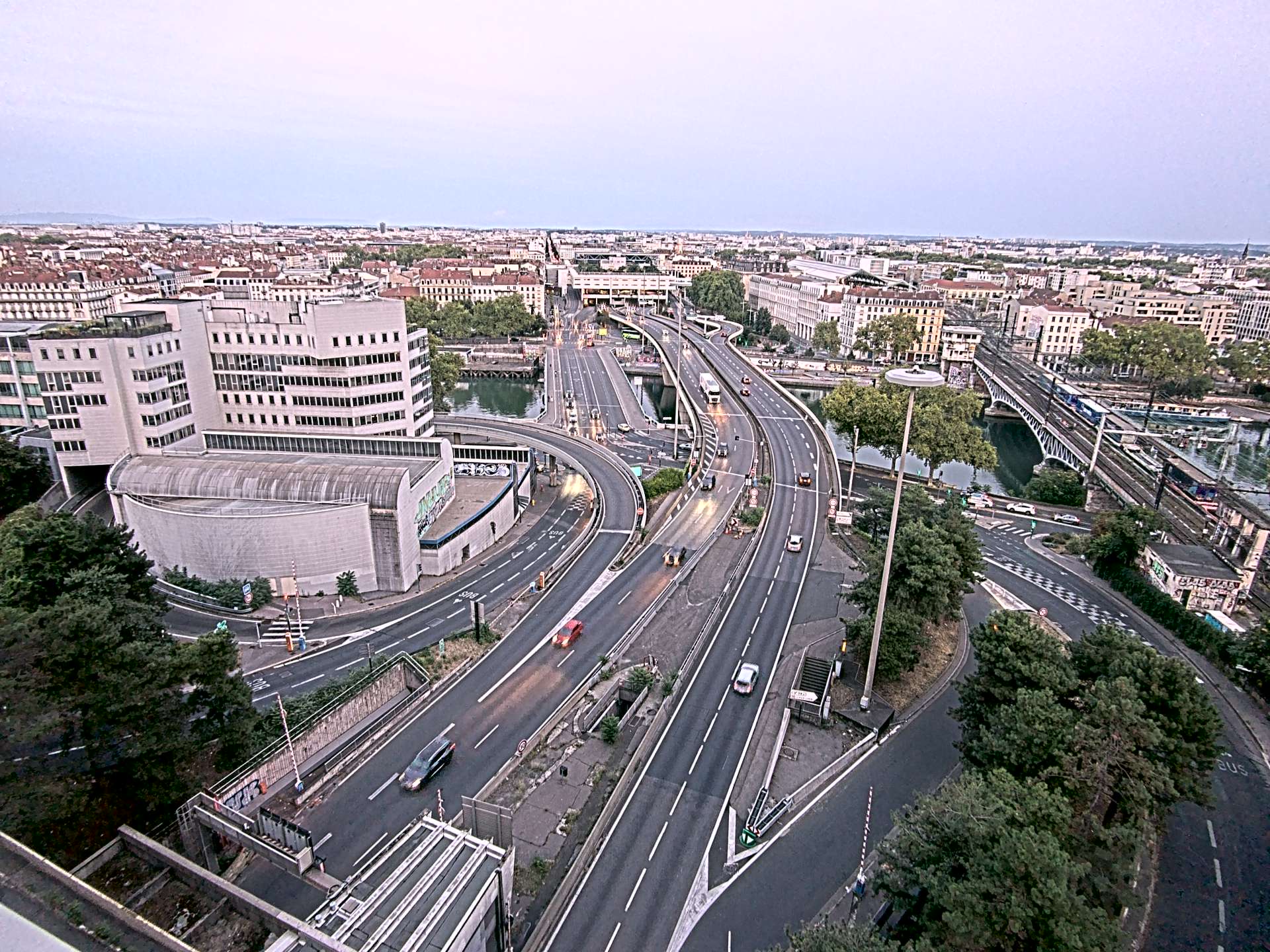 Caméra autoroute à Lyon Perrache à l'entrée Sud du Tunnel sous Fourvière, en direction de Marseille