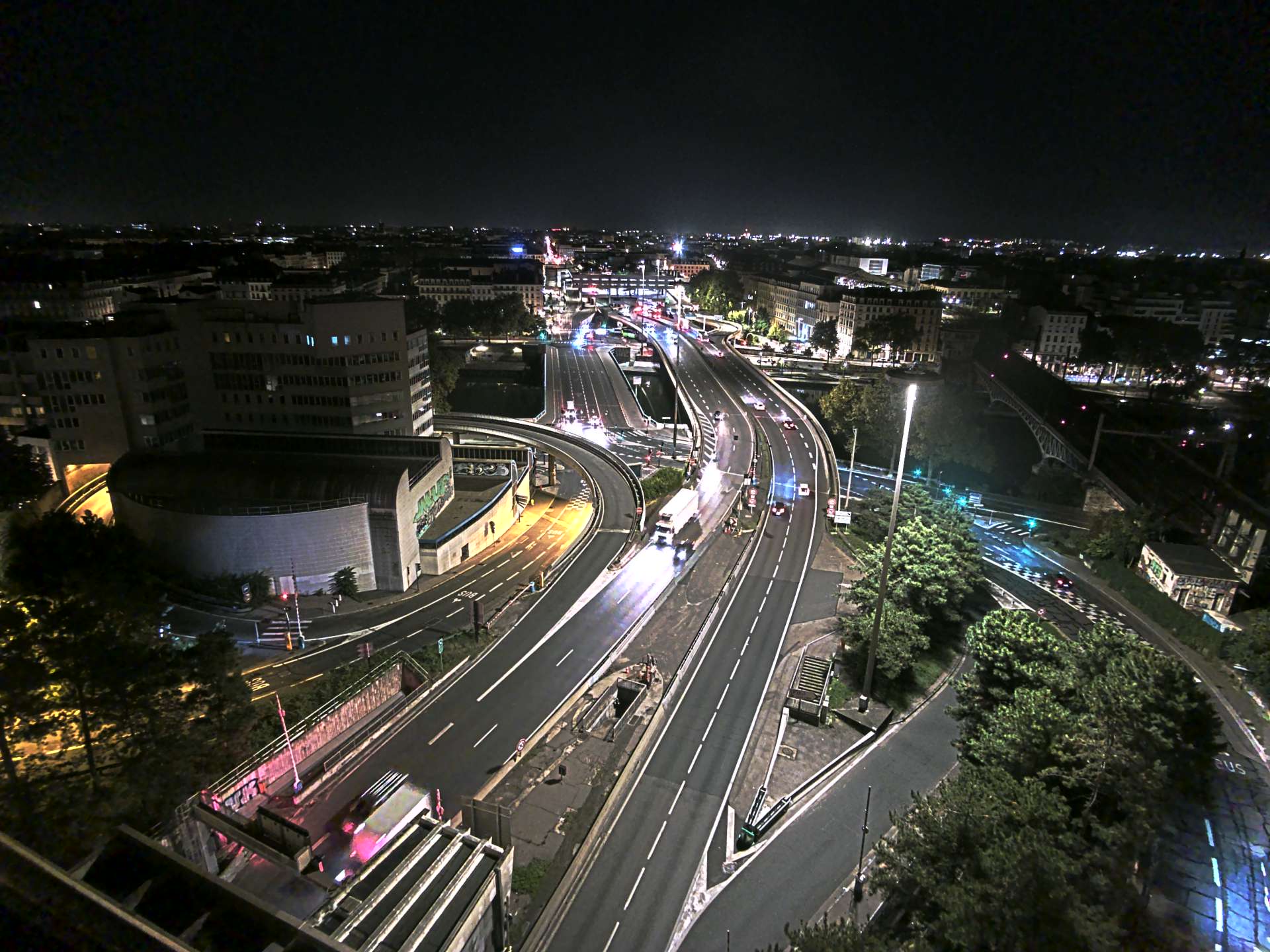 Caméra autoroute à Lyon Perrache à l'entrée Sud du Tunnel sous Fourvière, en direction de Marseille