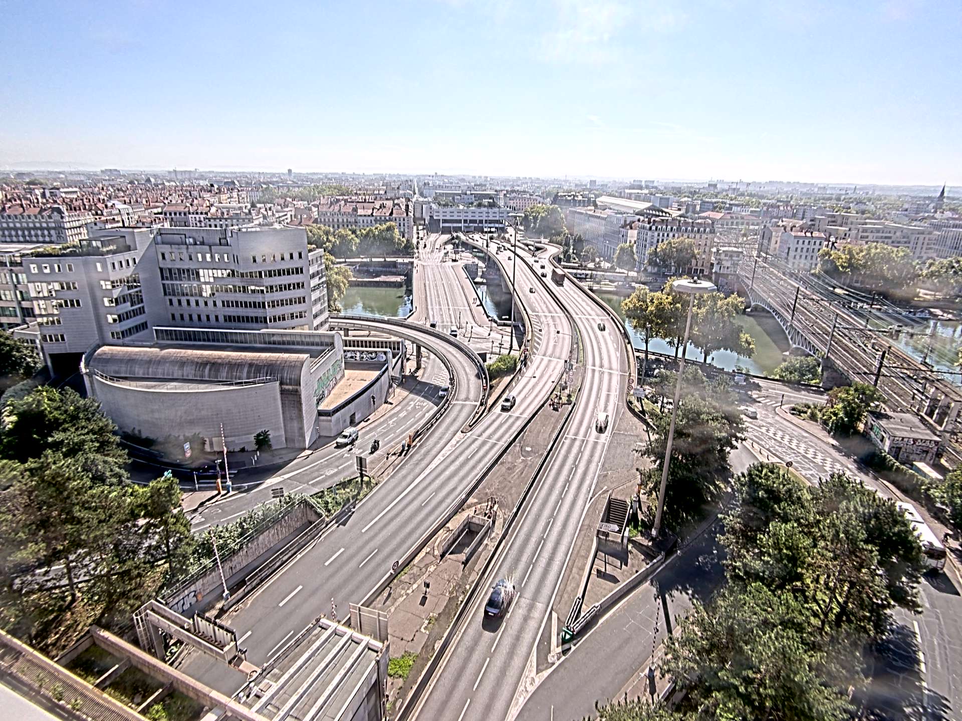 Caméra autoroute à Lyon Perrache à l'entrée Sud du Tunnel sous Fourvière, en direction de Marseille