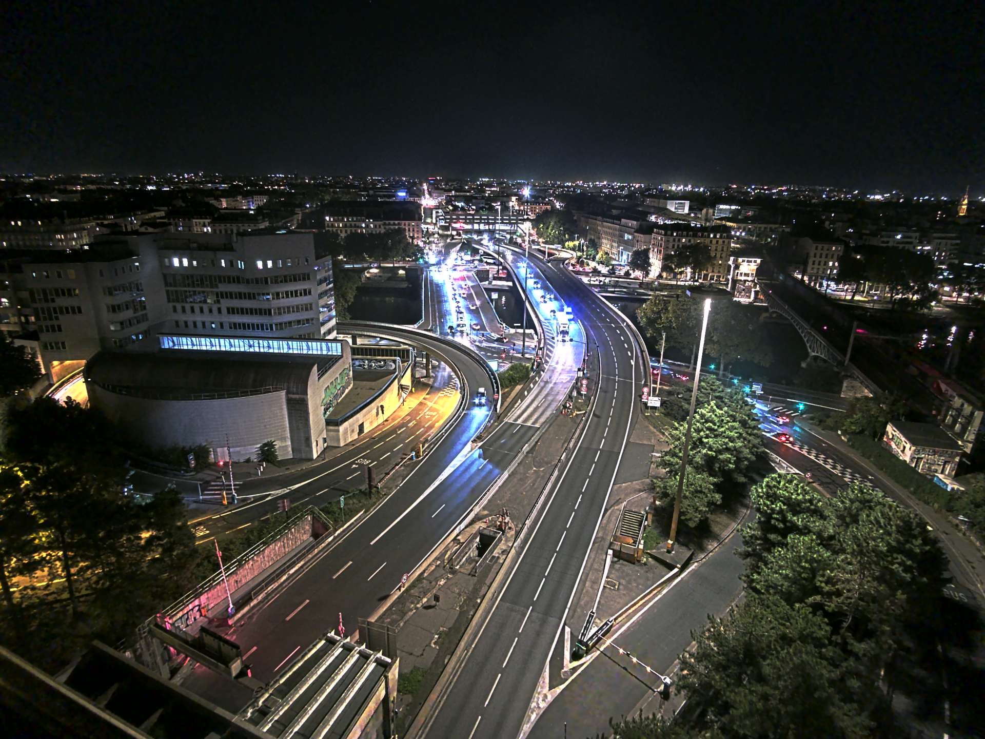 Caméra autoroute à Lyon Perrache à l'entrée Sud du Tunnel sous Fourvière, en direction de Marseille