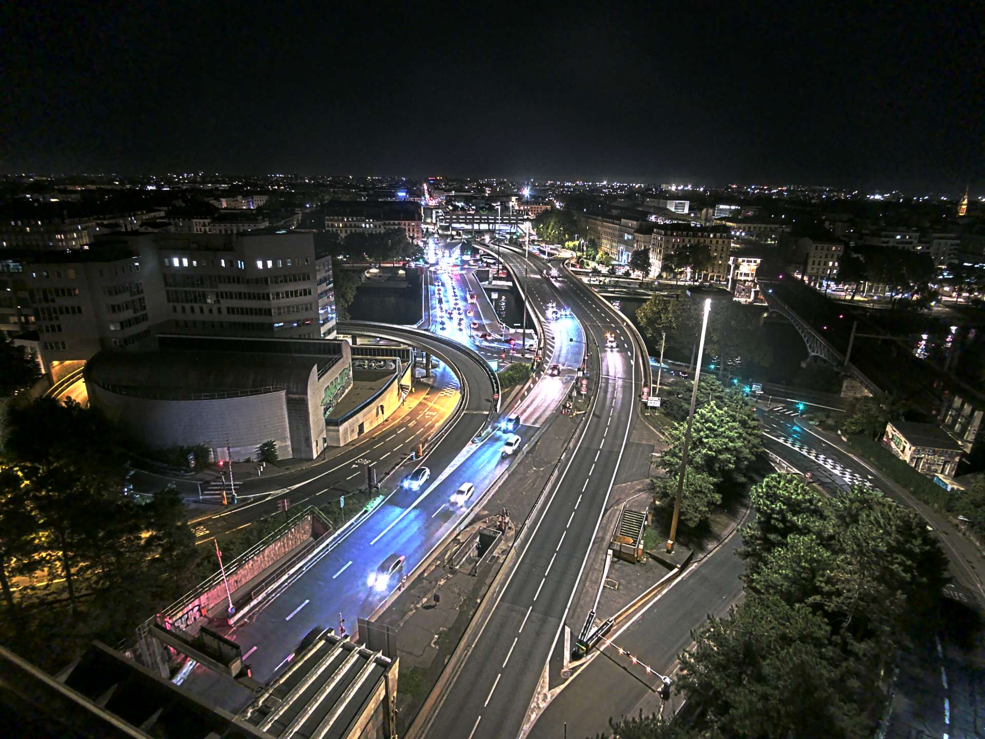 Caméra autoroute à Lyon Perrache à l'entrée Sud du Tunnel sous Fourvière, en direction de Marseille