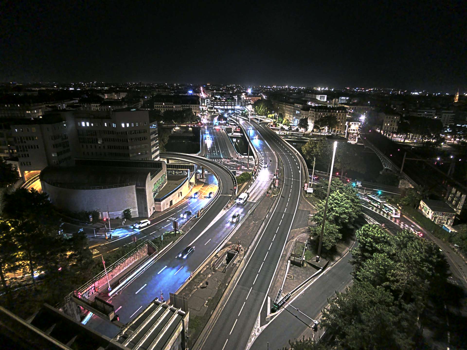 Caméra autoroute à Lyon Perrache à l'entrée Sud du Tunnel sous Fourvière, en direction de Marseille