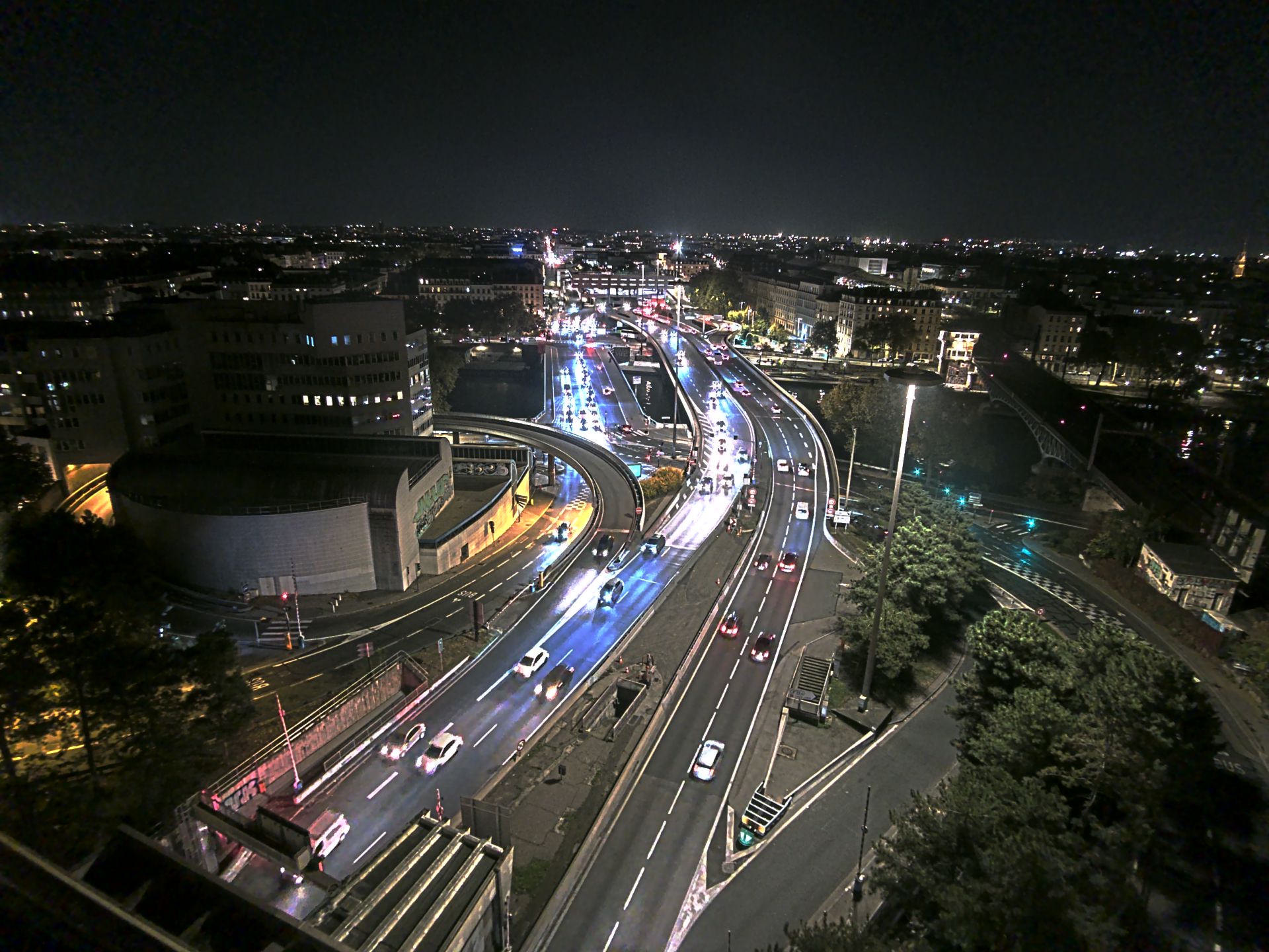 Caméra autoroute à Lyon Perrache à l'entrée Sud du Tunnel sous Fourvière, en direction de Marseille