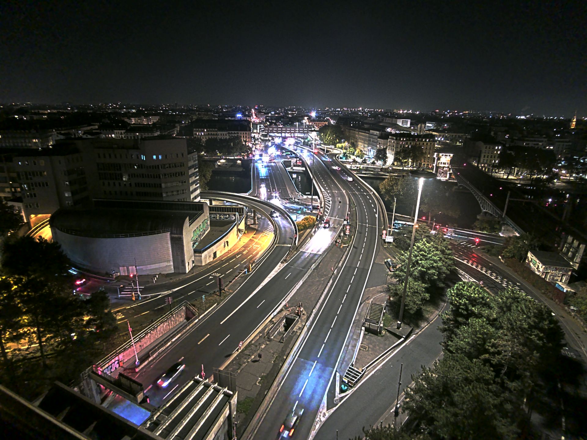 Caméra autoroute à Lyon Perrache à l'entrée Sud du Tunnel sous Fourvière, en direction de Marseille