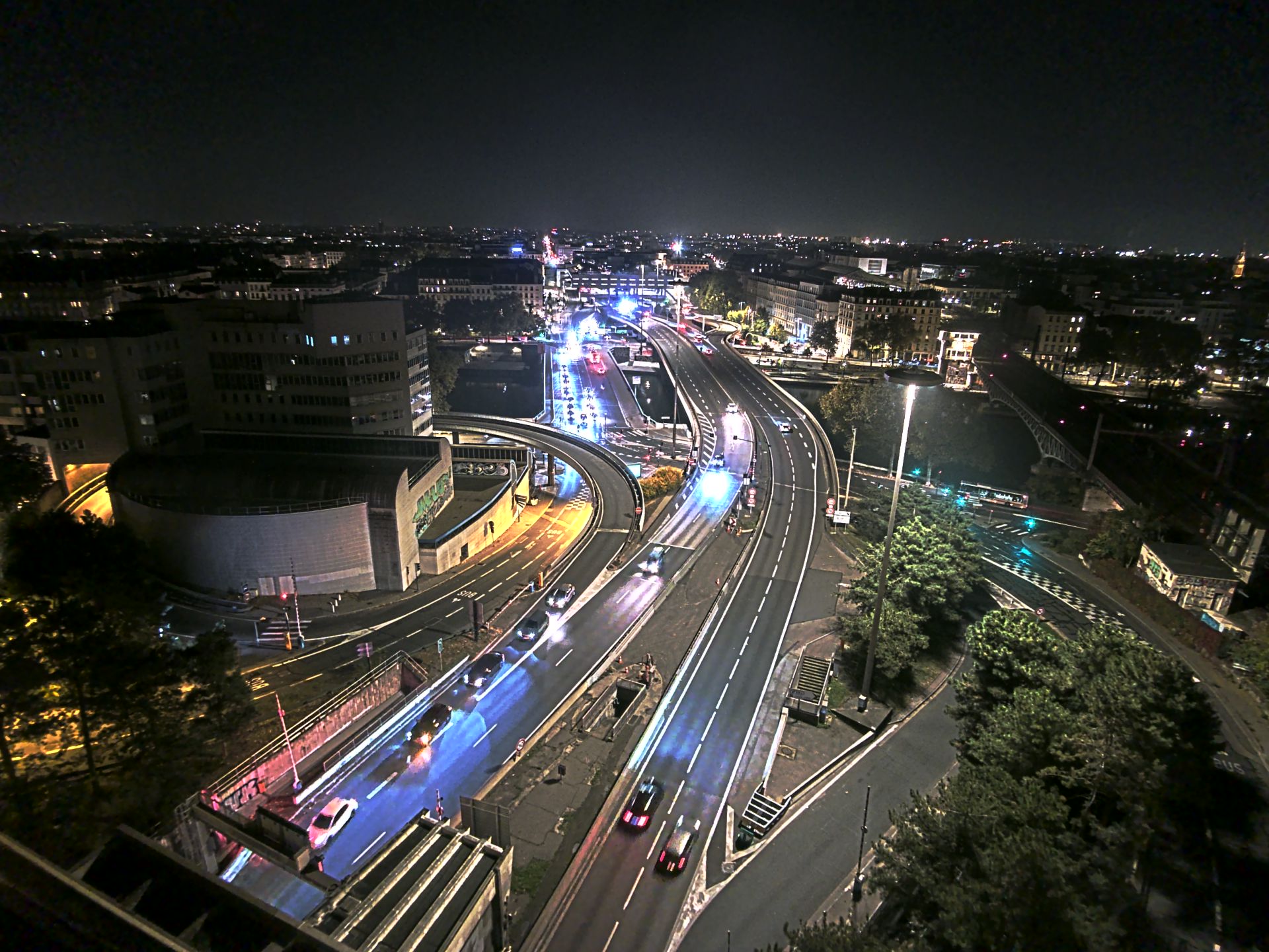 Caméra autoroute à Lyon Perrache à l'entrée Sud du Tunnel sous Fourvière, en direction de Marseille