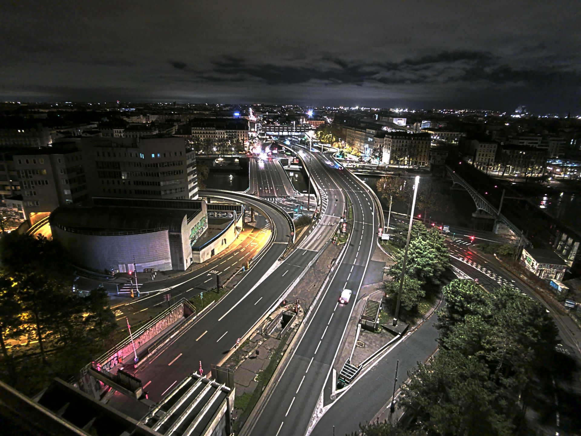 Caméra autoroute à Lyon Perrache à l'entrée Sud du Tunnel sous Fourvière, en direction de Marseille