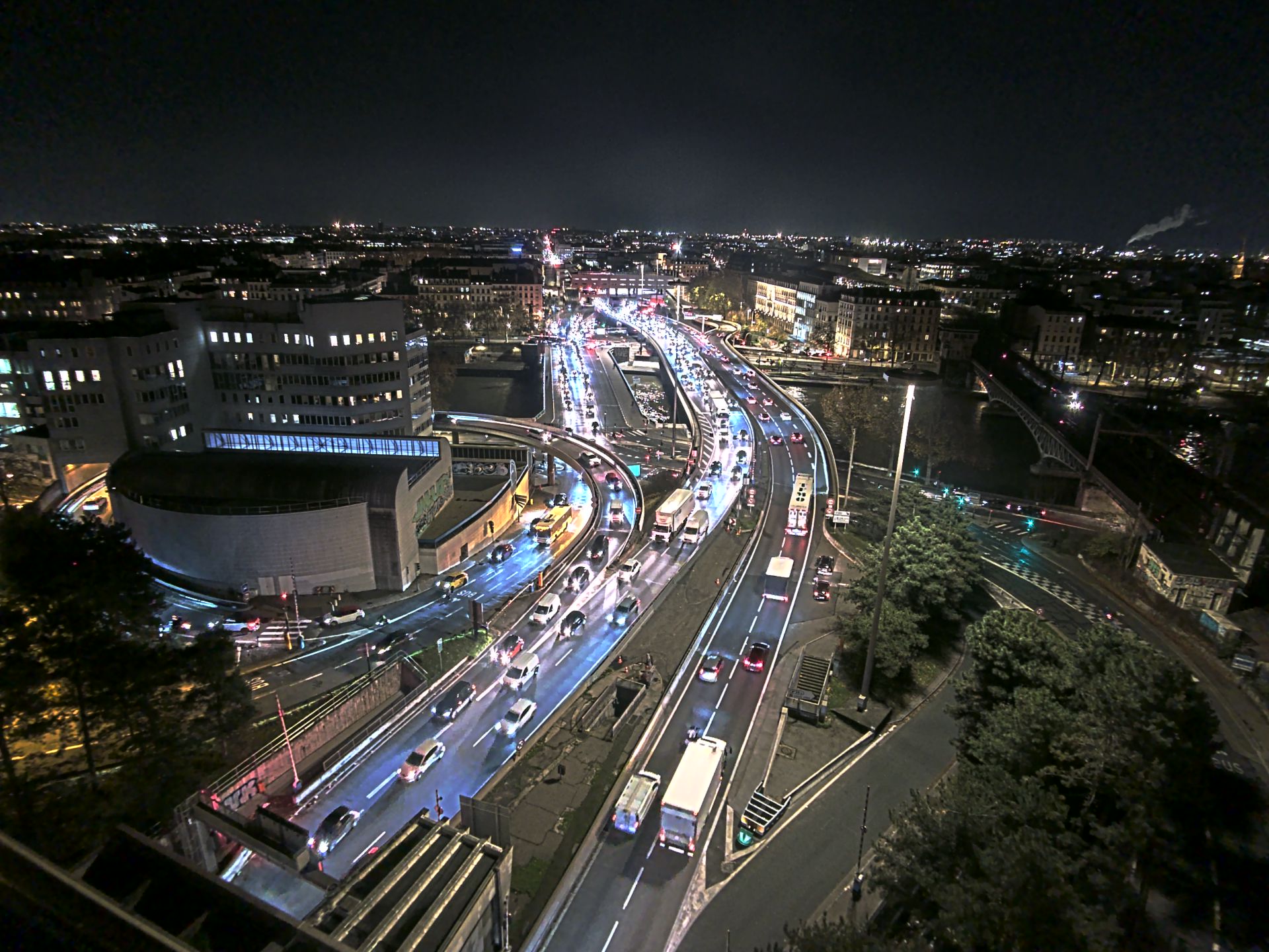Caméra autoroute à Lyon Perrache à l'entrée Sud du Tunnel sous Fourvière, en direction de Marseille