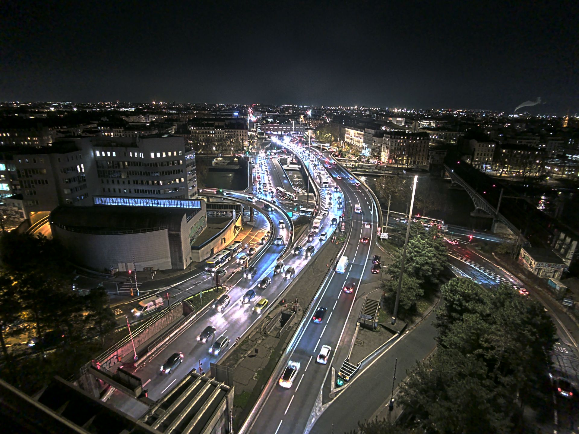 Caméra autoroute à Lyon Perrache à l'entrée Sud du Tunnel sous Fourvière, en direction de Marseille