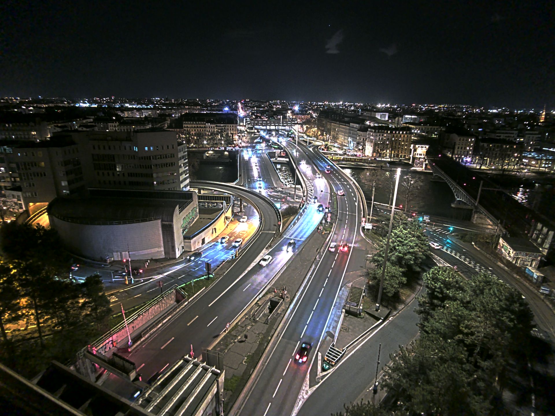 Caméra autoroute à Lyon Perrache à l'entrée Sud du Tunnel sous Fourvière, en direction de Marseille