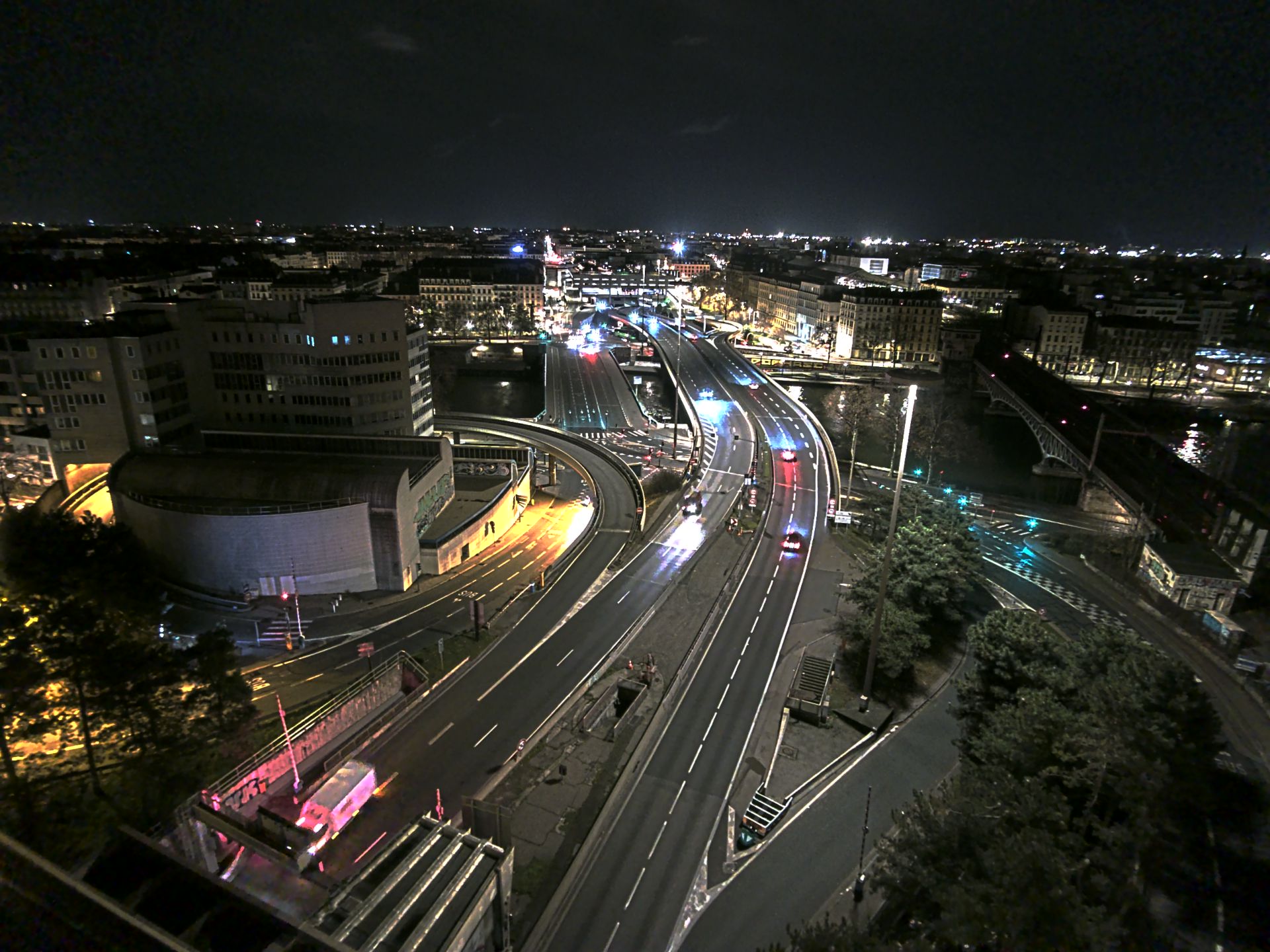 Caméra autoroute à Lyon Perrache à l'entrée Sud du Tunnel sous Fourvière, en direction de Marseille