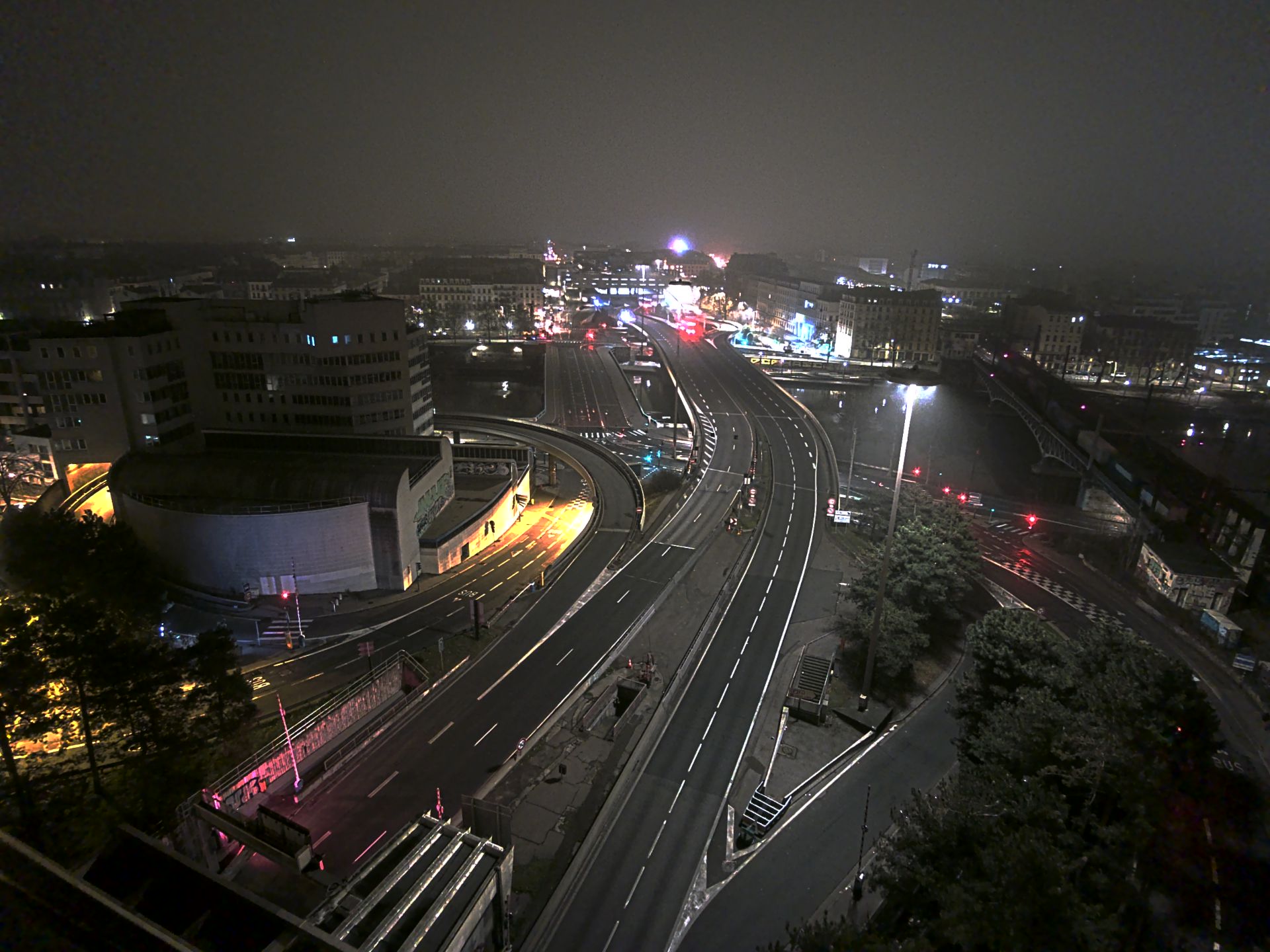 Caméra autoroute à Lyon Perrache à l'entrée Sud du Tunnel sous Fourvière, en direction de Marseille