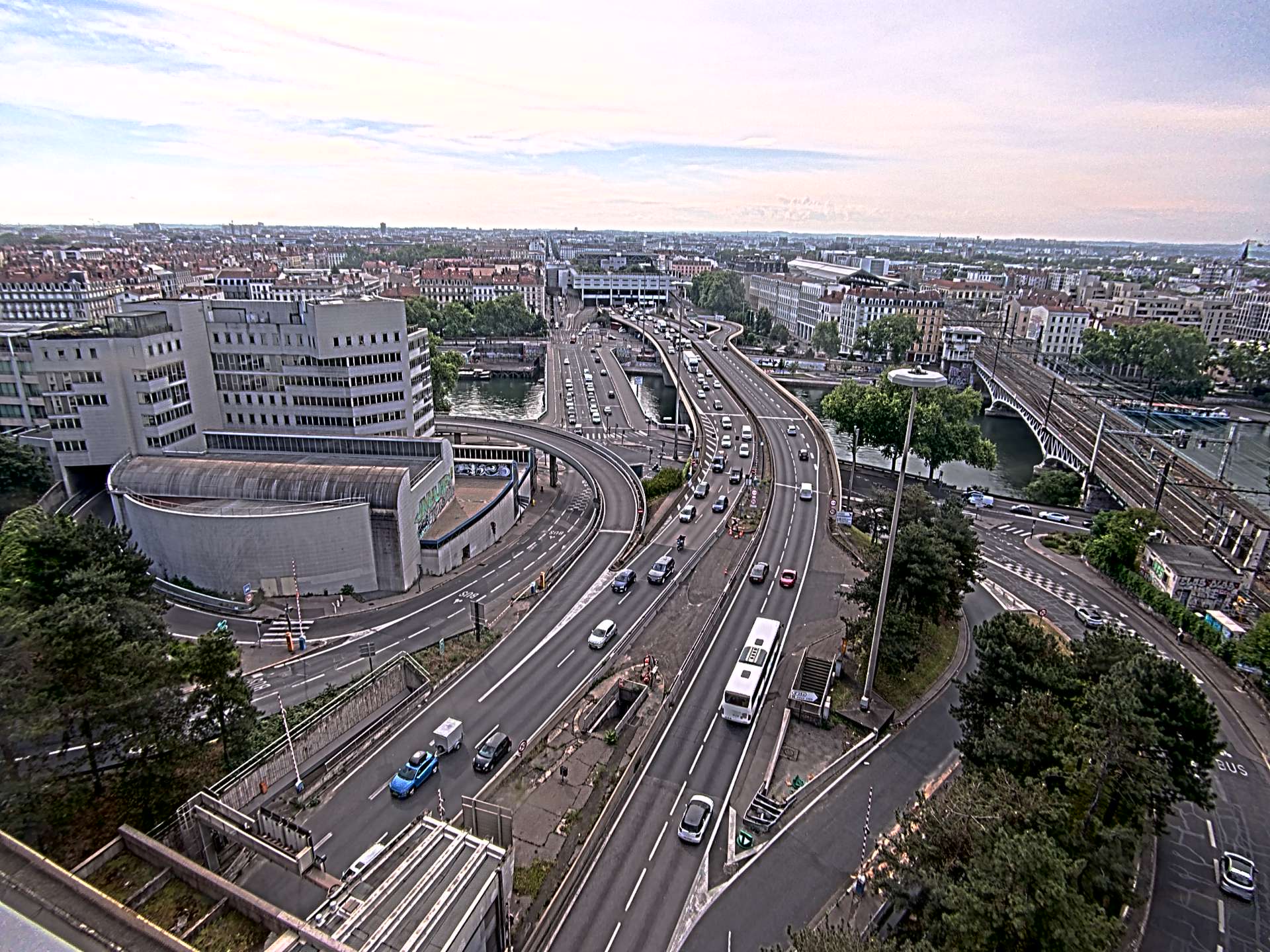 Caméra autoroute à Lyon Perrache à l'entrée Sud du Tunnel sous Fourvière, en direction de Marseille