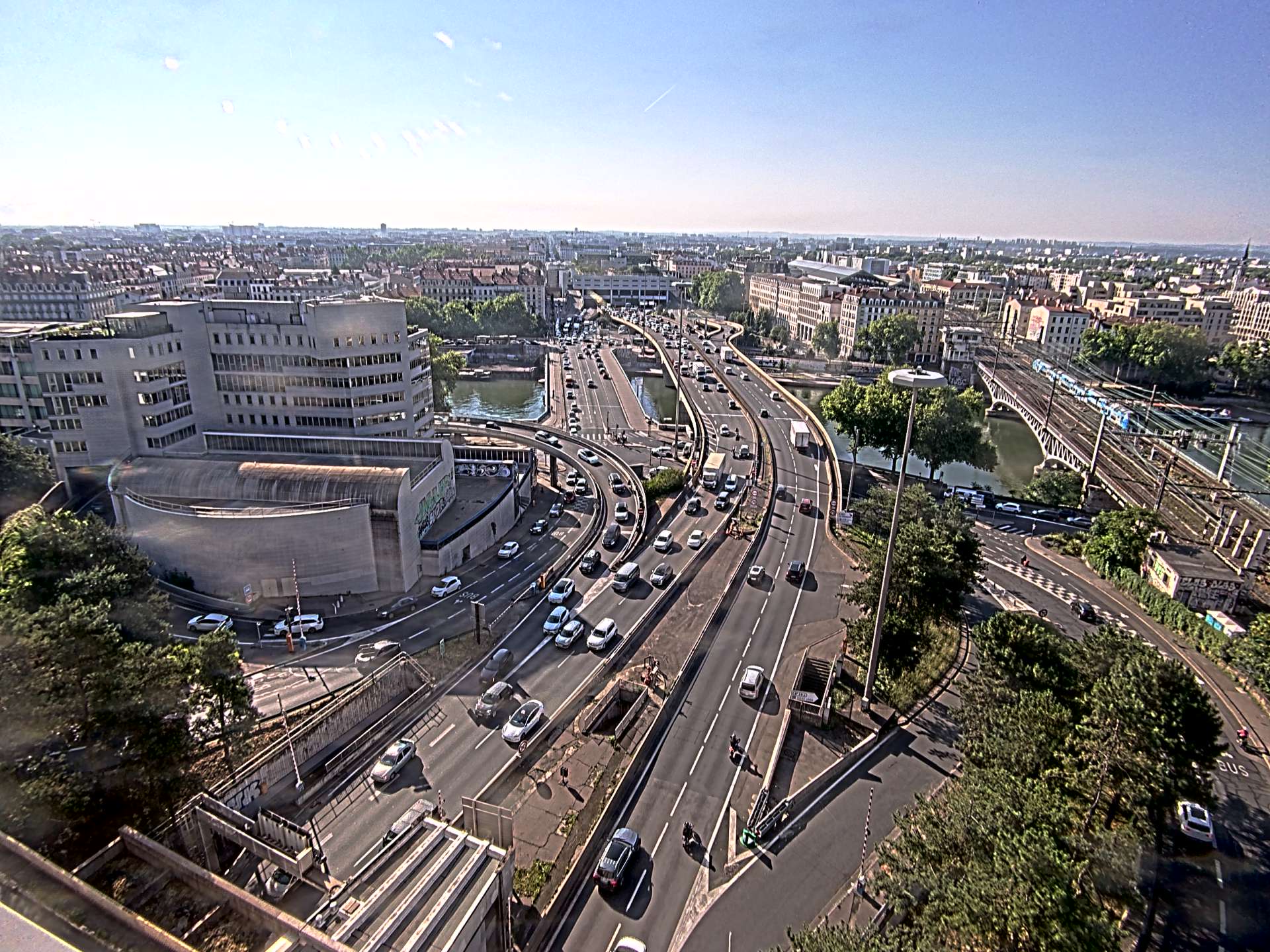 Caméra autoroute à Lyon Perrache à l'entrée Sud du Tunnel sous Fourvière, en direction de Marseille