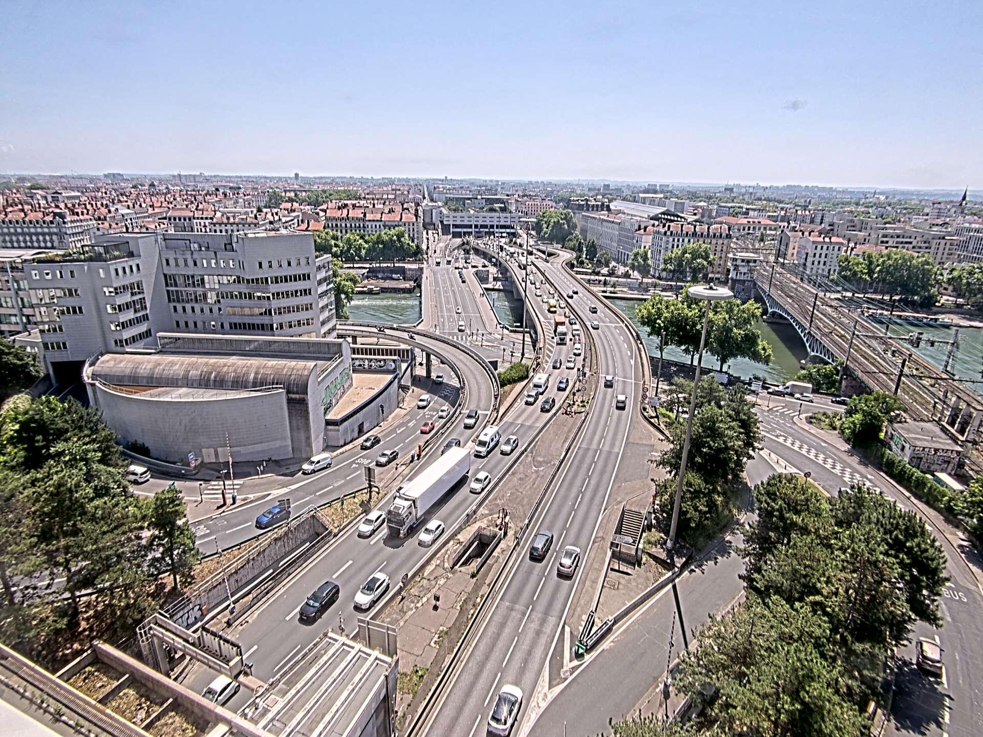 Caméra autoroute à Lyon Perrache à l'entrée Sud du Tunnel sous Fourvière, en direction de Marseille