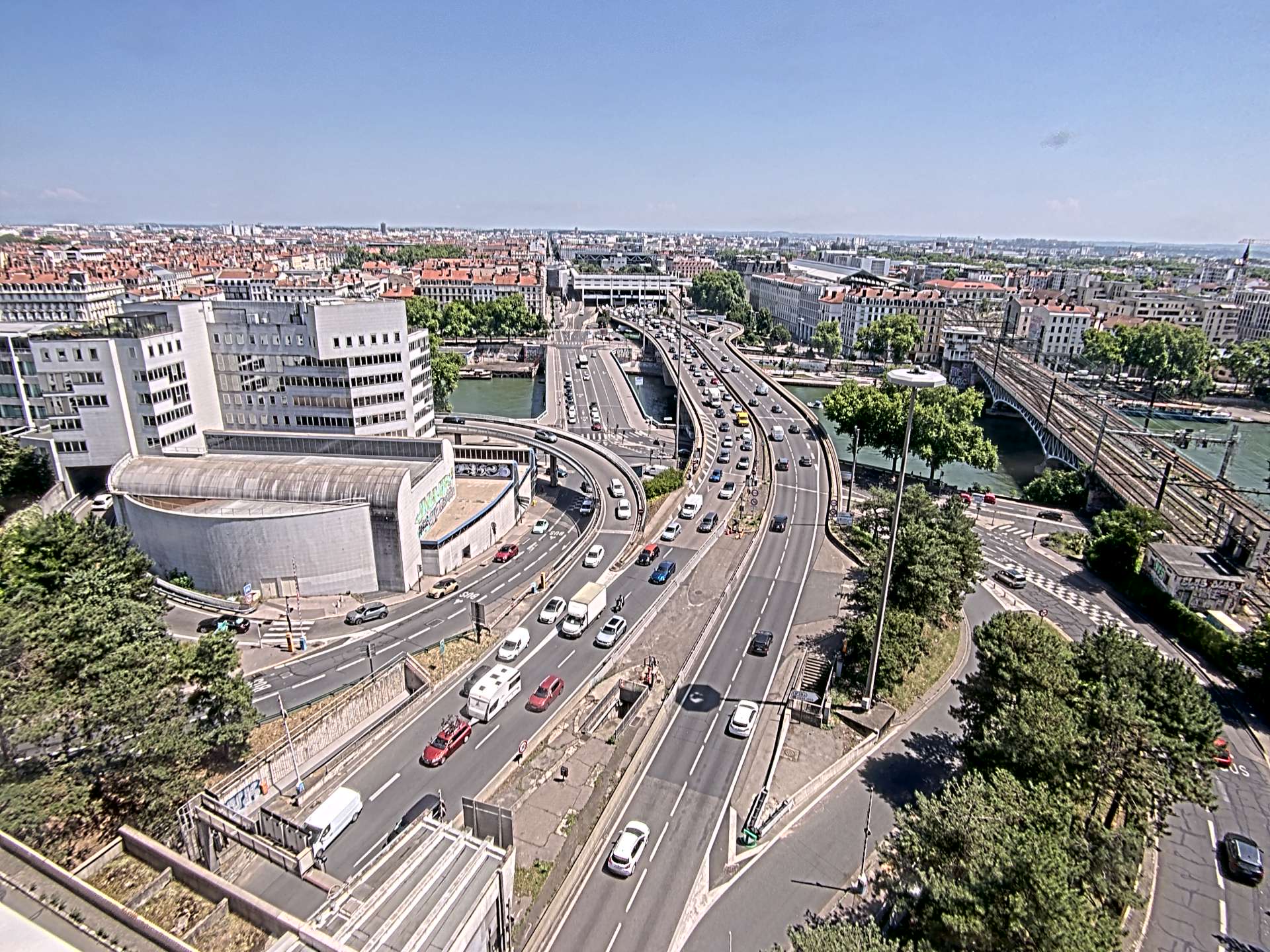 Caméra autoroute à Lyon Perrache à l'entrée Sud du Tunnel sous Fourvière, en direction de Marseille