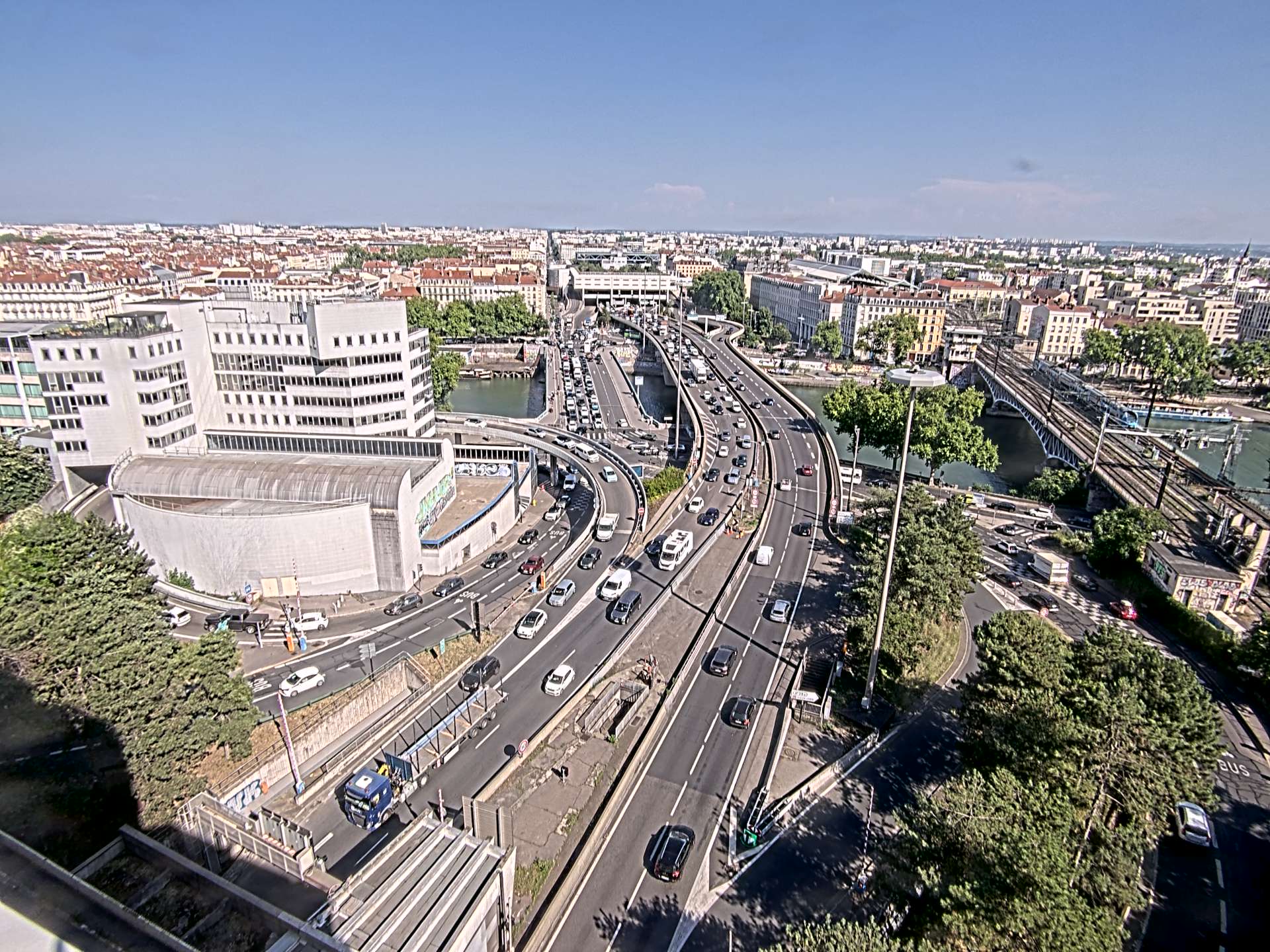 Caméra autoroute à Lyon Perrache à l'entrée Sud du Tunnel sous Fourvière, en direction de Marseille