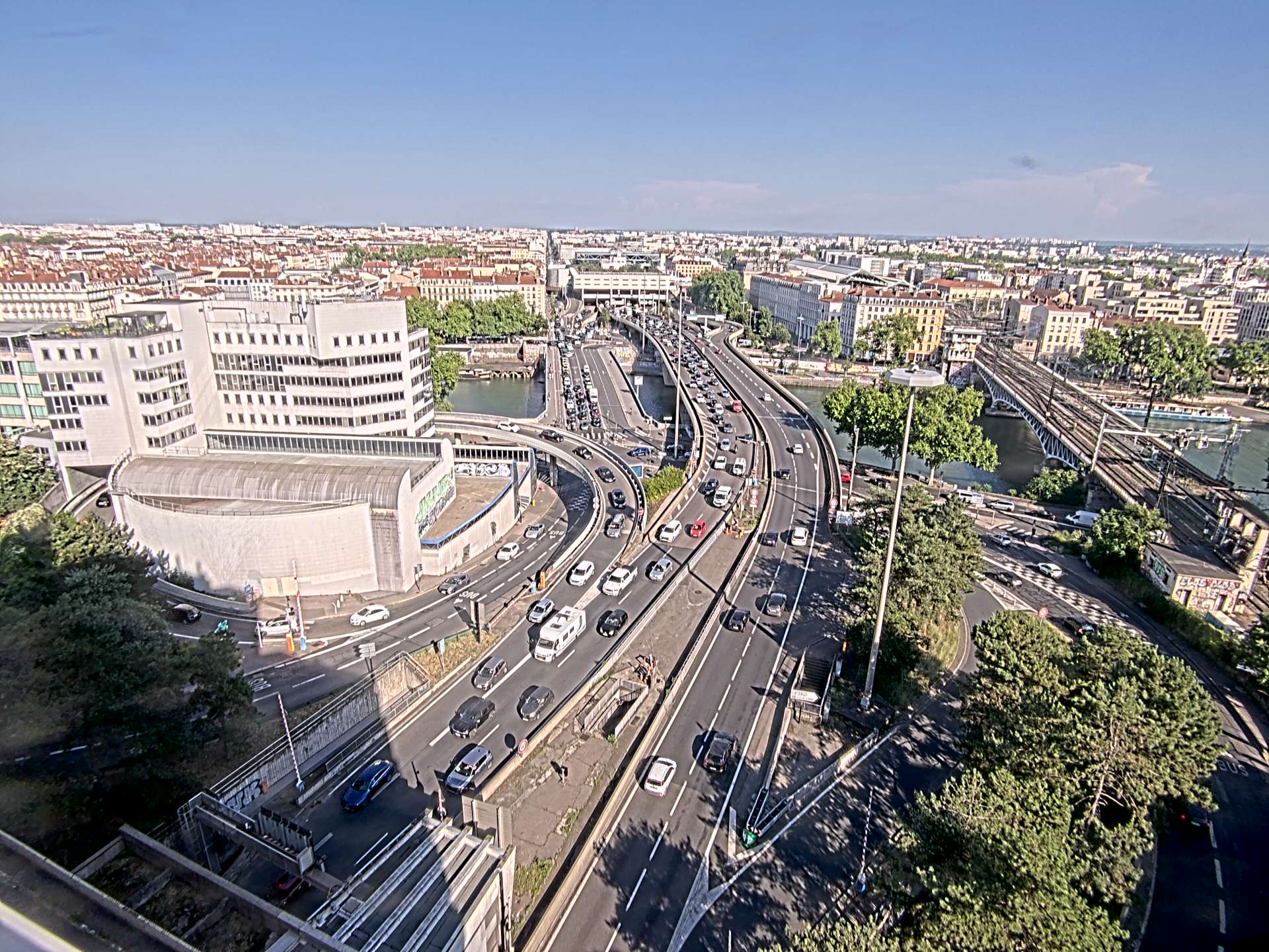 Caméra autoroute à Lyon Perrache à l'entrée Sud du Tunnel sous Fourvière, en direction de Marseille