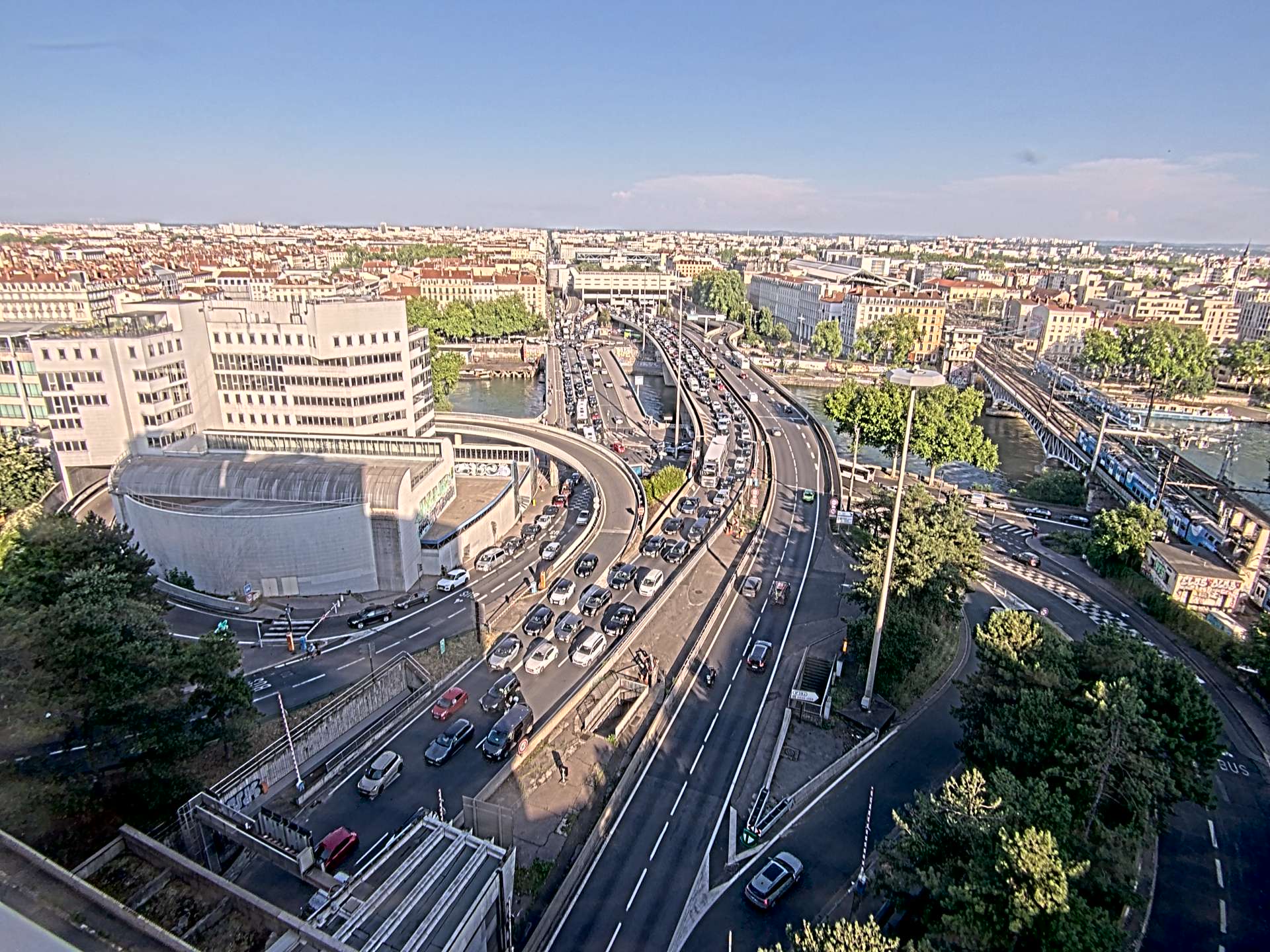 Caméra autoroute à Lyon Perrache à l'entrée Sud du Tunnel sous Fourvière, en direction de Marseille