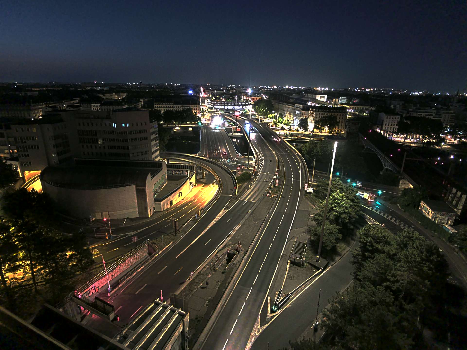 Caméra autoroute à Lyon Perrache à l'entrée Sud du Tunnel sous Fourvière, en direction de Marseille