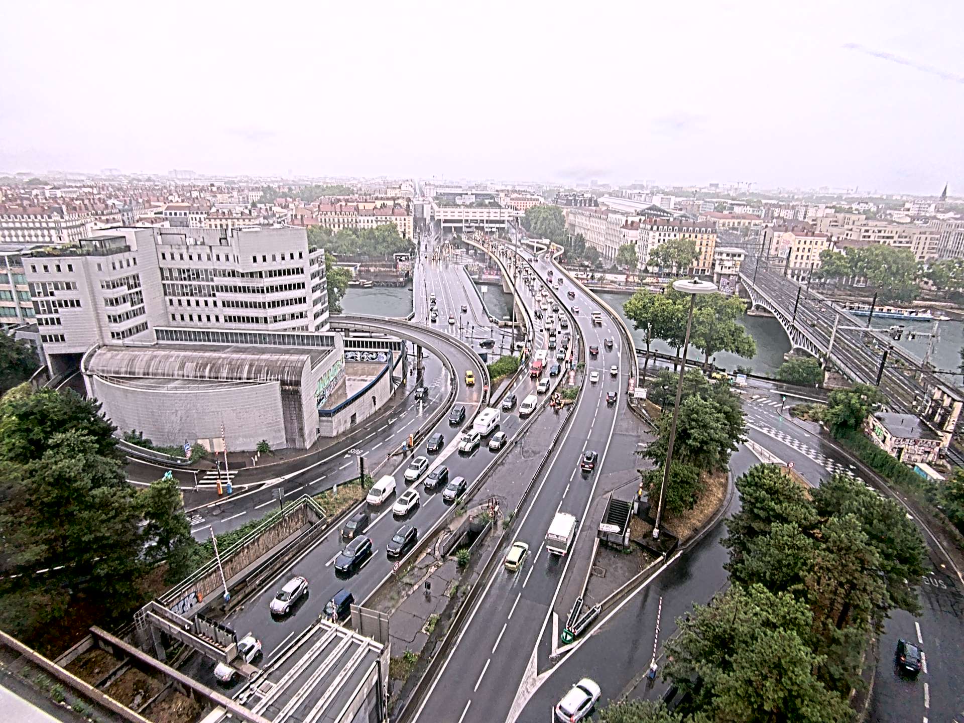 Caméra autoroute à Lyon Perrache à l'entrée Sud du Tunnel sous Fourvière, en direction de Marseille