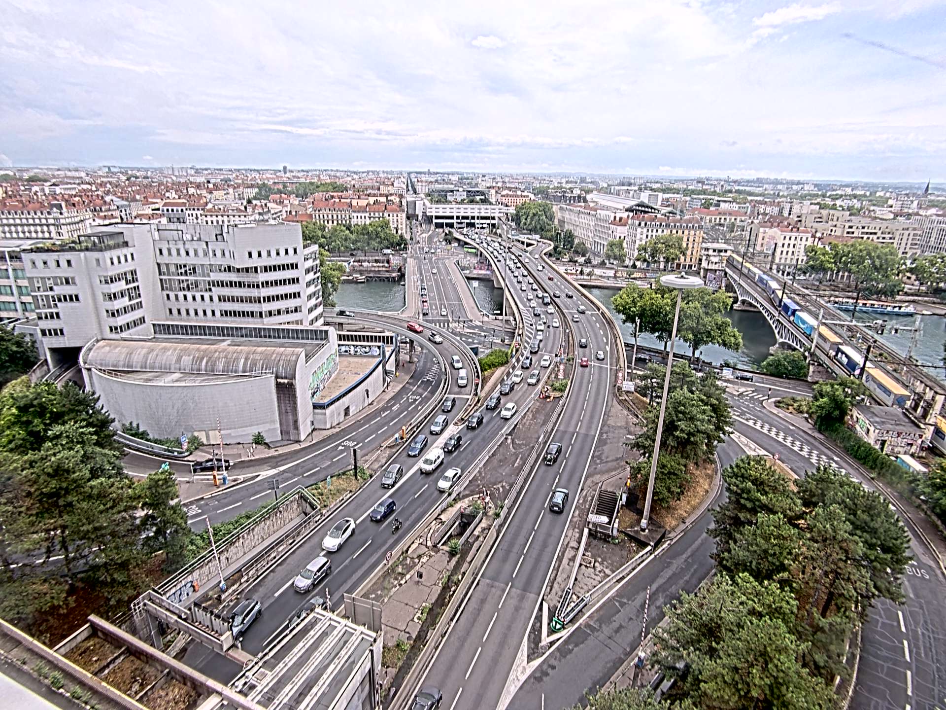 Caméra autoroute à Lyon Perrache à l'entrée Sud du Tunnel sous Fourvière, en direction de Marseille