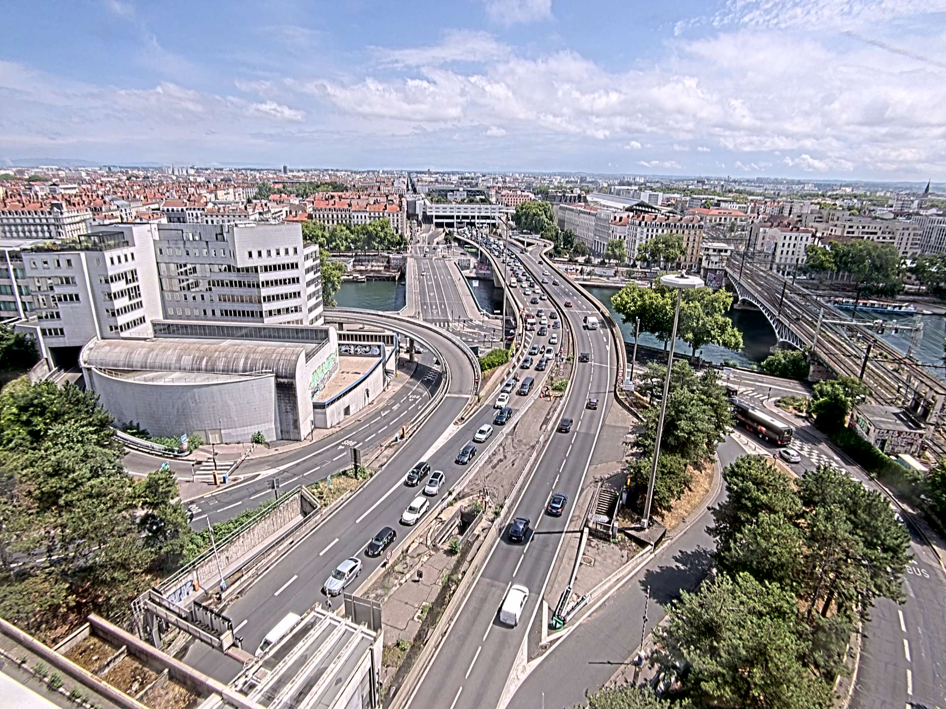Caméra autoroute à Lyon Perrache à l'entrée Sud du Tunnel sous Fourvière, en direction de Marseille