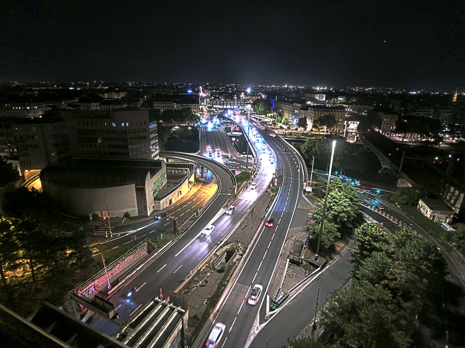 Caméra autoroute à Lyon Perrache à l'entrée Sud du Tunnel sous Fourvière, en direction de Marseille
