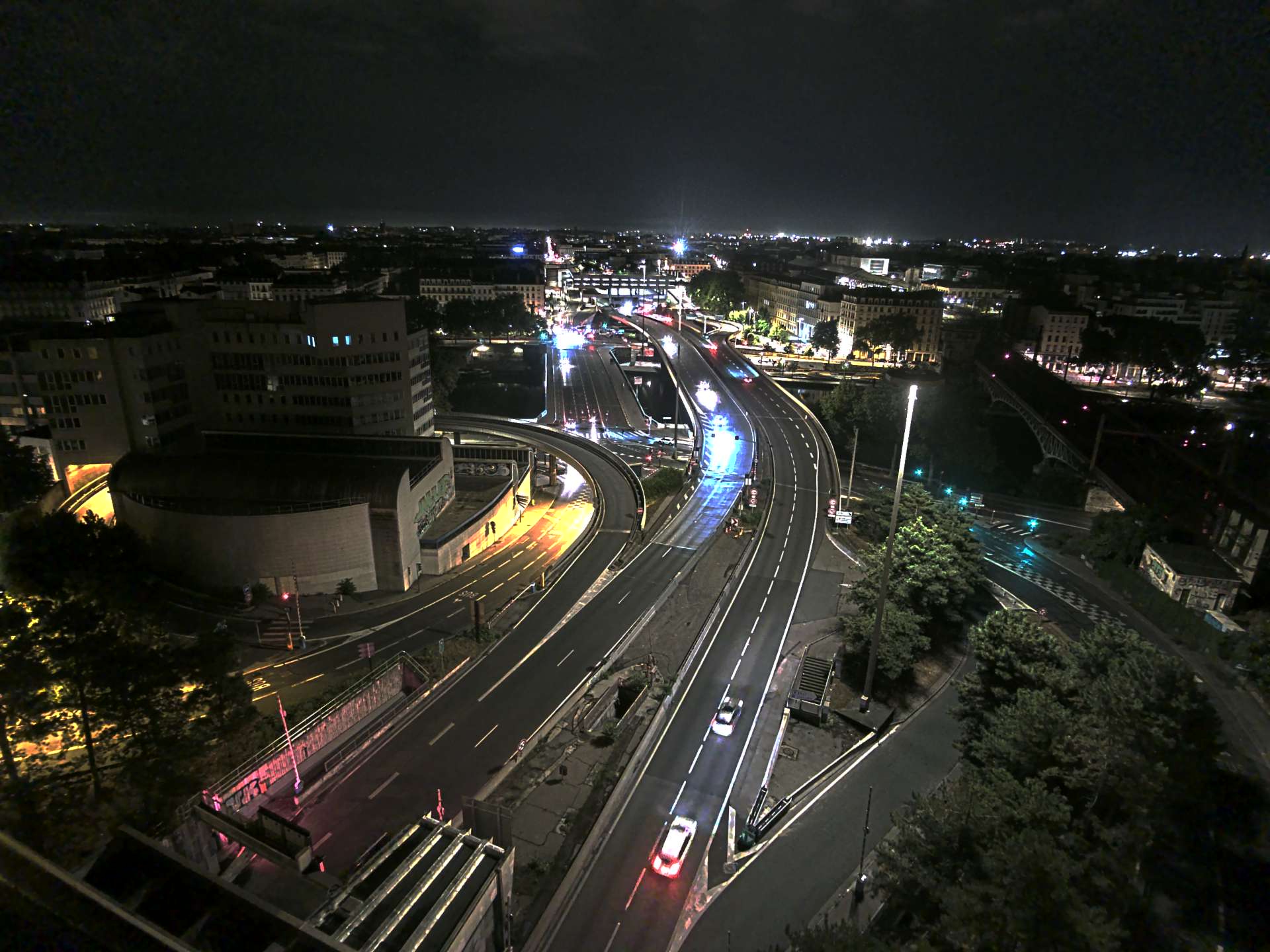 Caméra autoroute à Lyon Perrache à l'entrée Sud du Tunnel sous Fourvière, en direction de Marseille