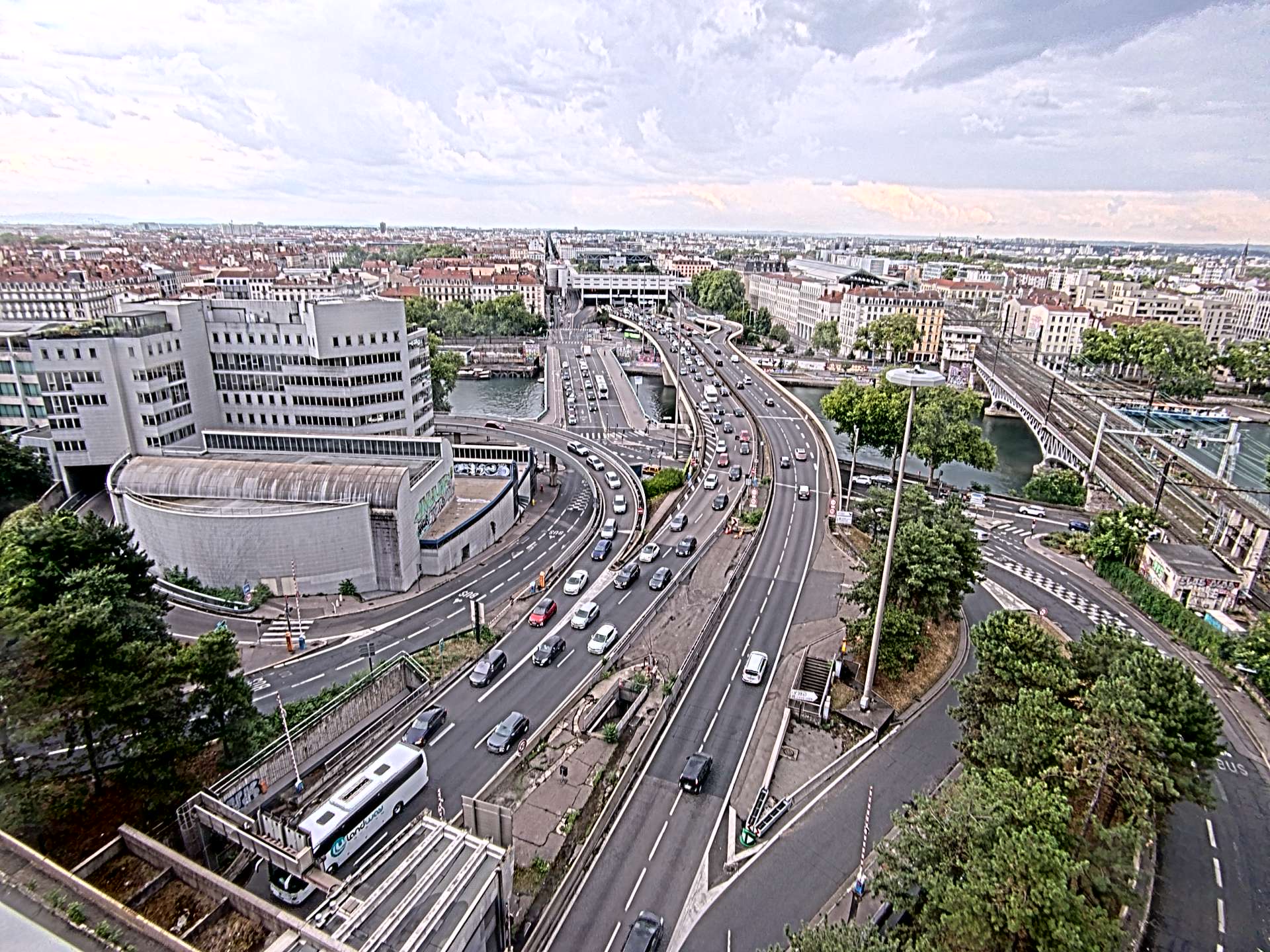 Caméra autoroute à Lyon Perrache à l'entrée Sud du Tunnel sous Fourvière, en direction de Marseille