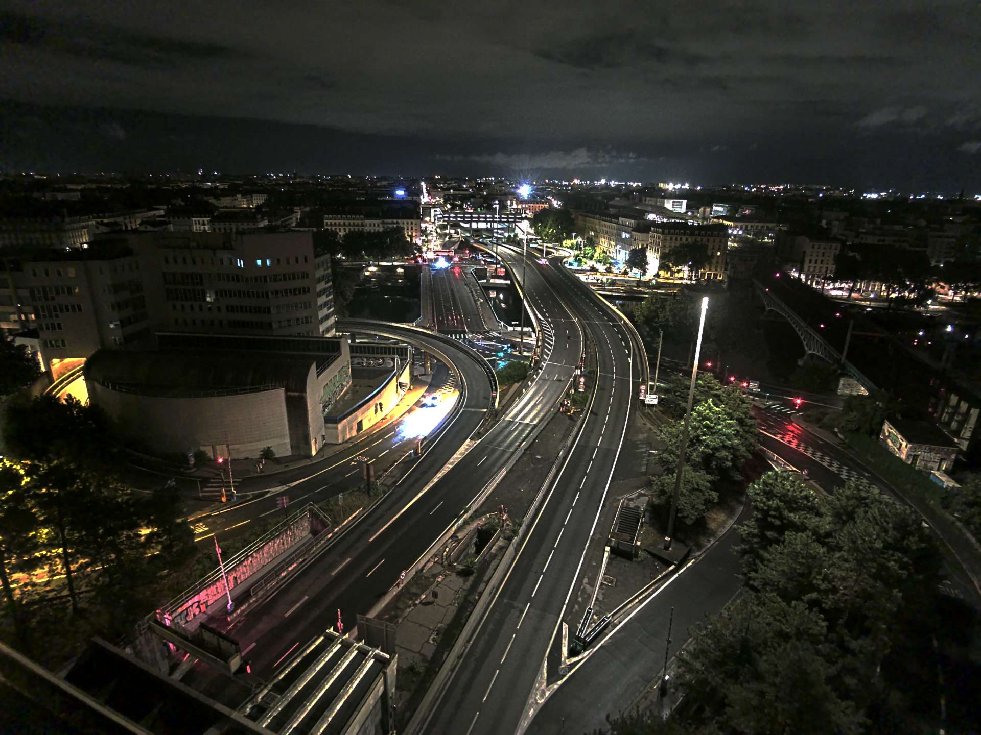 Caméra autoroute à Lyon Perrache à l'entrée Sud du Tunnel sous Fourvière, en direction de Marseille