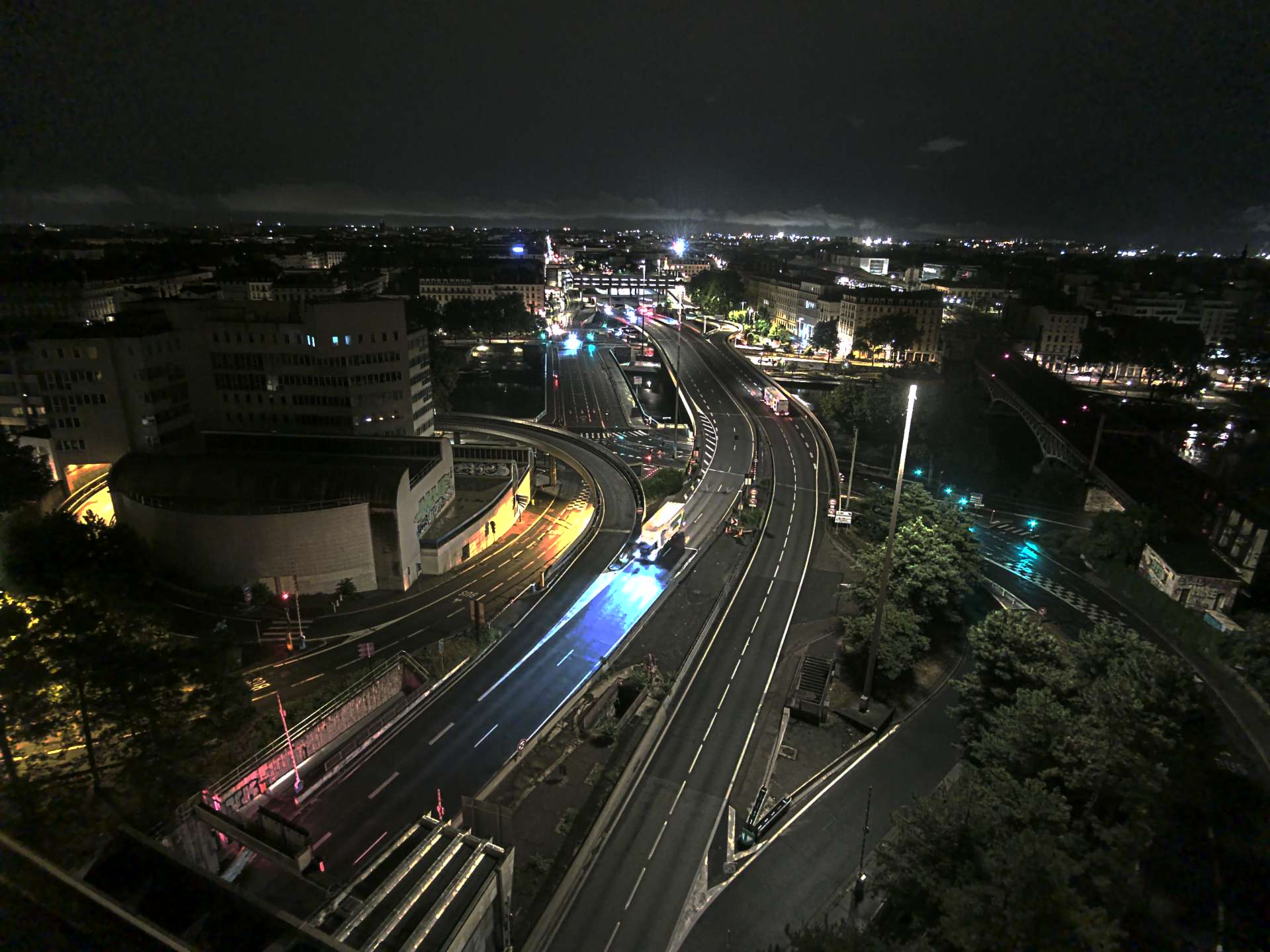 Caméra autoroute à Lyon Perrache à l'entrée Sud du Tunnel sous Fourvière, en direction de Marseille