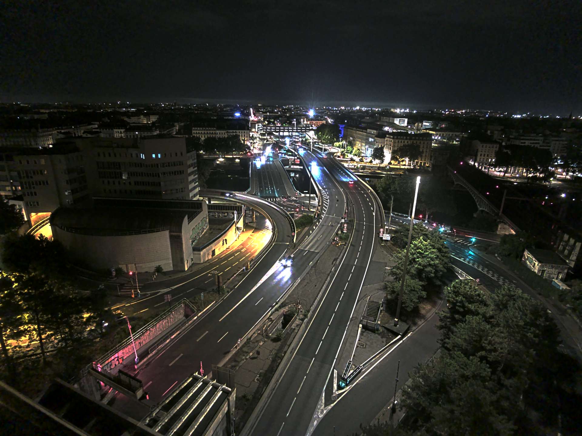 Caméra autoroute à Lyon Perrache à l'entrée Sud du Tunnel sous Fourvière, en direction de Marseille
