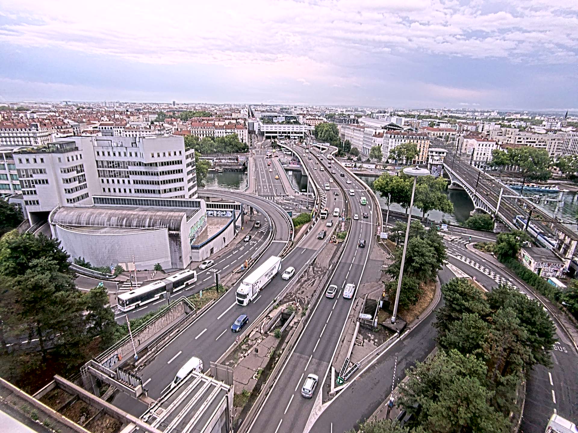 Caméra autoroute à Lyon Perrache à l'entrée Sud du Tunnel sous Fourvière, en direction de Marseille