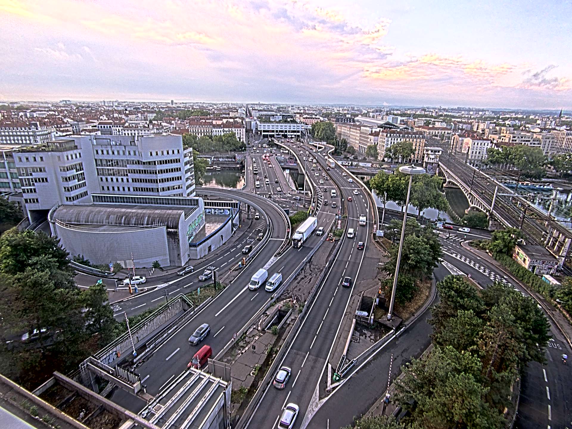Caméra autoroute à Lyon Perrache à l'entrée Sud du Tunnel sous Fourvière, en direction de Marseille