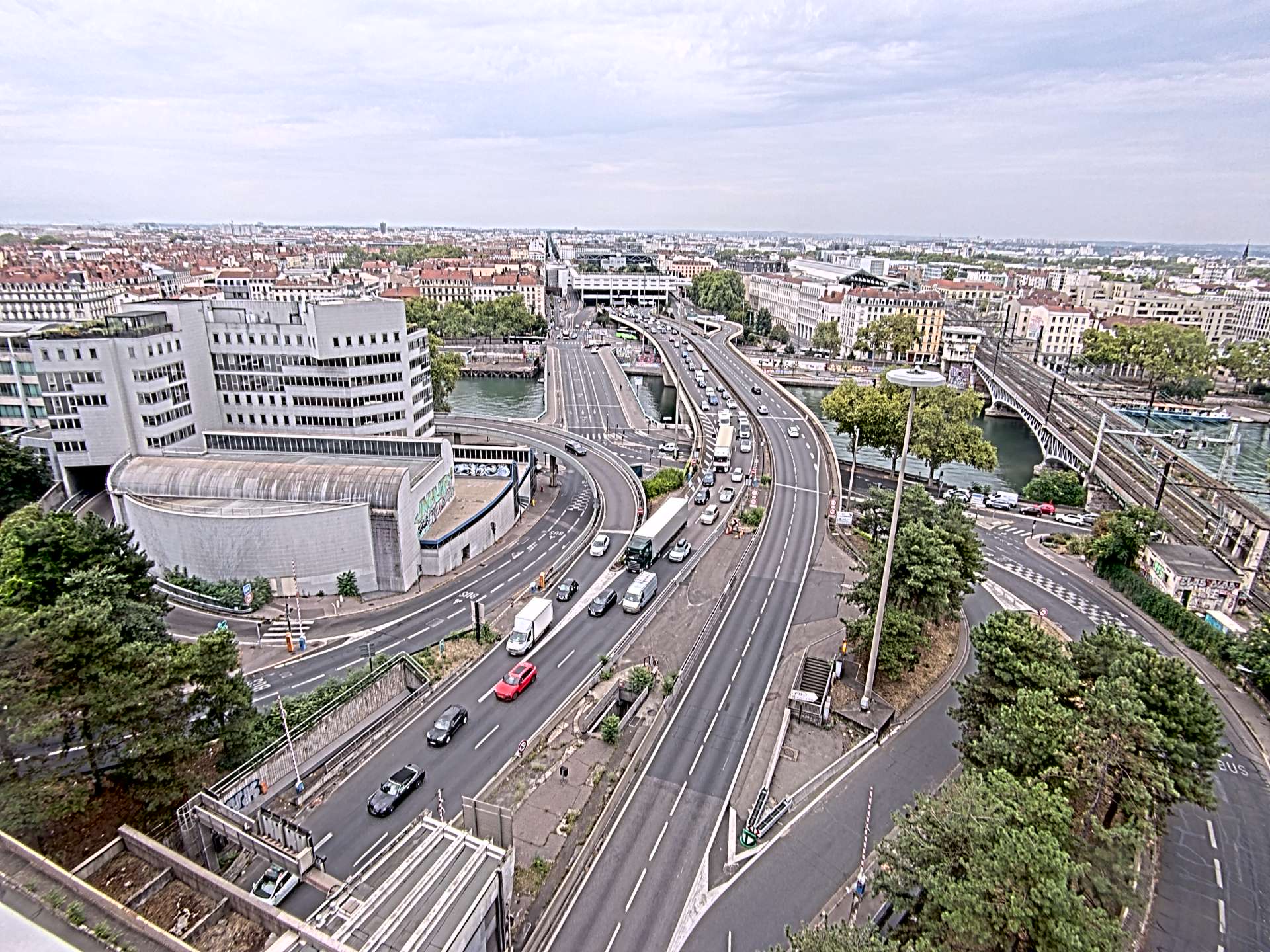 Caméra autoroute à Lyon Perrache à l'entrée Sud du Tunnel sous Fourvière, en direction de Marseille