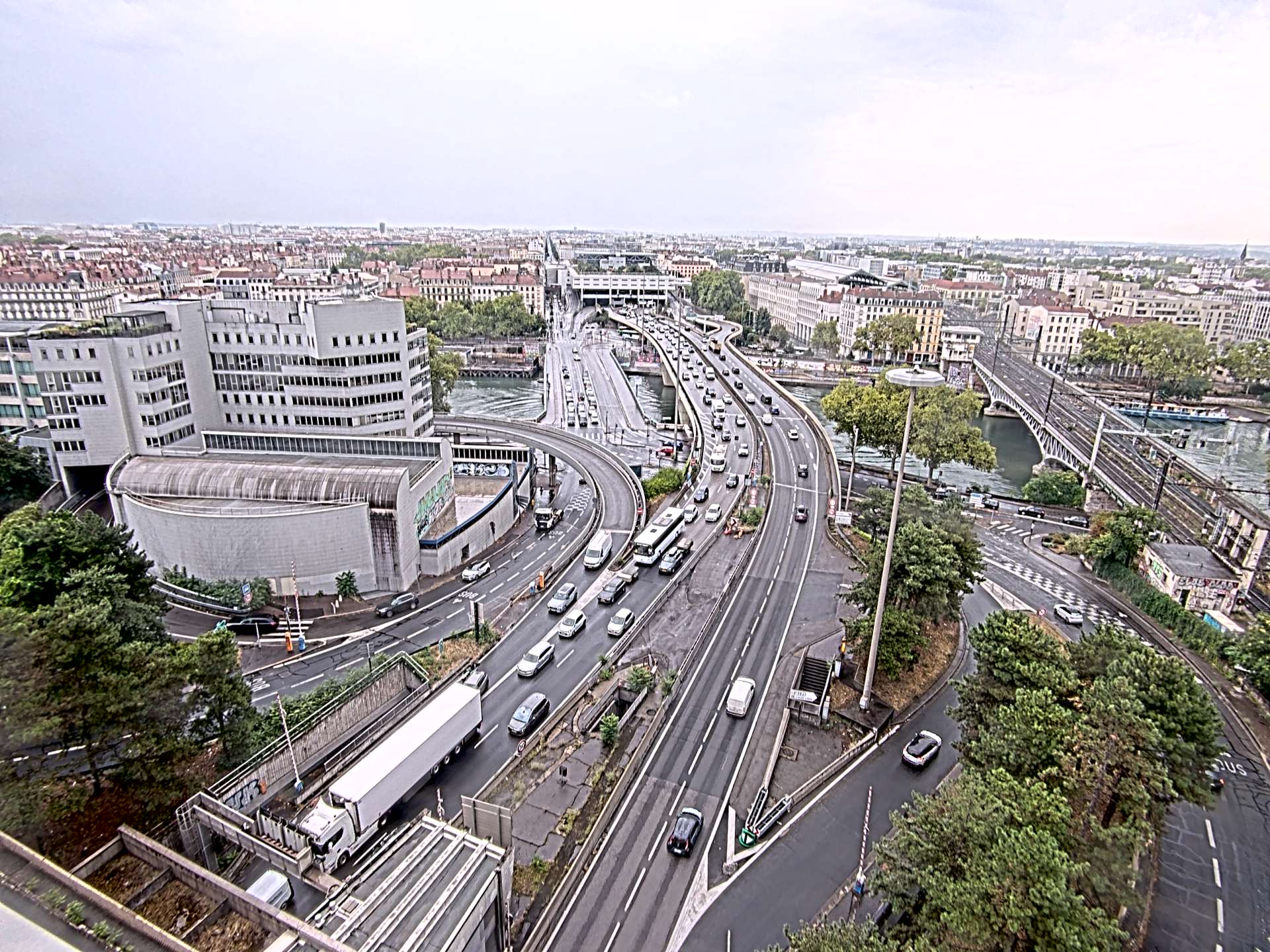 Caméra autoroute à Lyon Perrache à l'entrée Sud du Tunnel sous Fourvière, en direction de Marseille