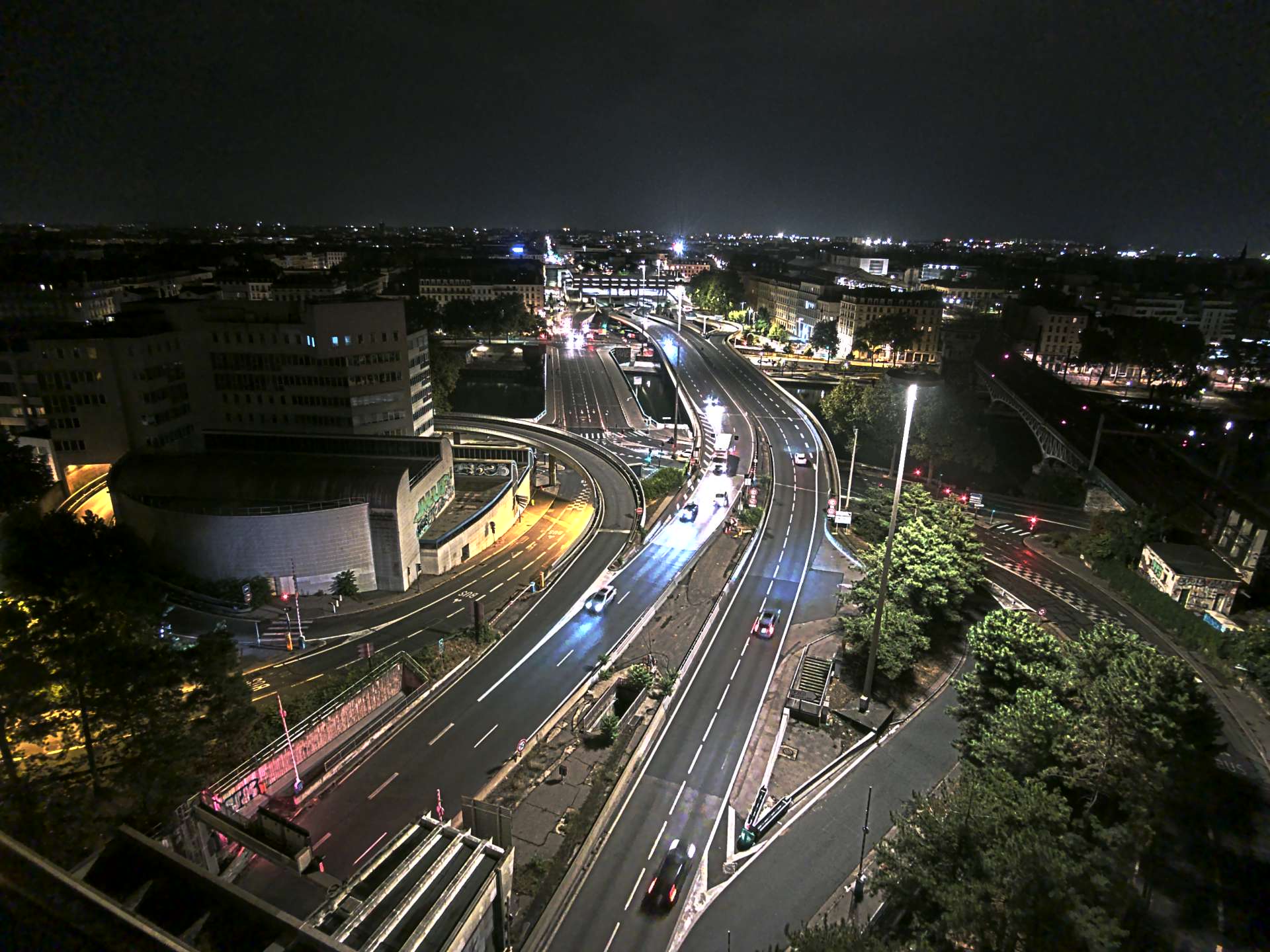 Caméra autoroute à Lyon Perrache à l'entrée Sud du Tunnel sous Fourvière, en direction de Marseille