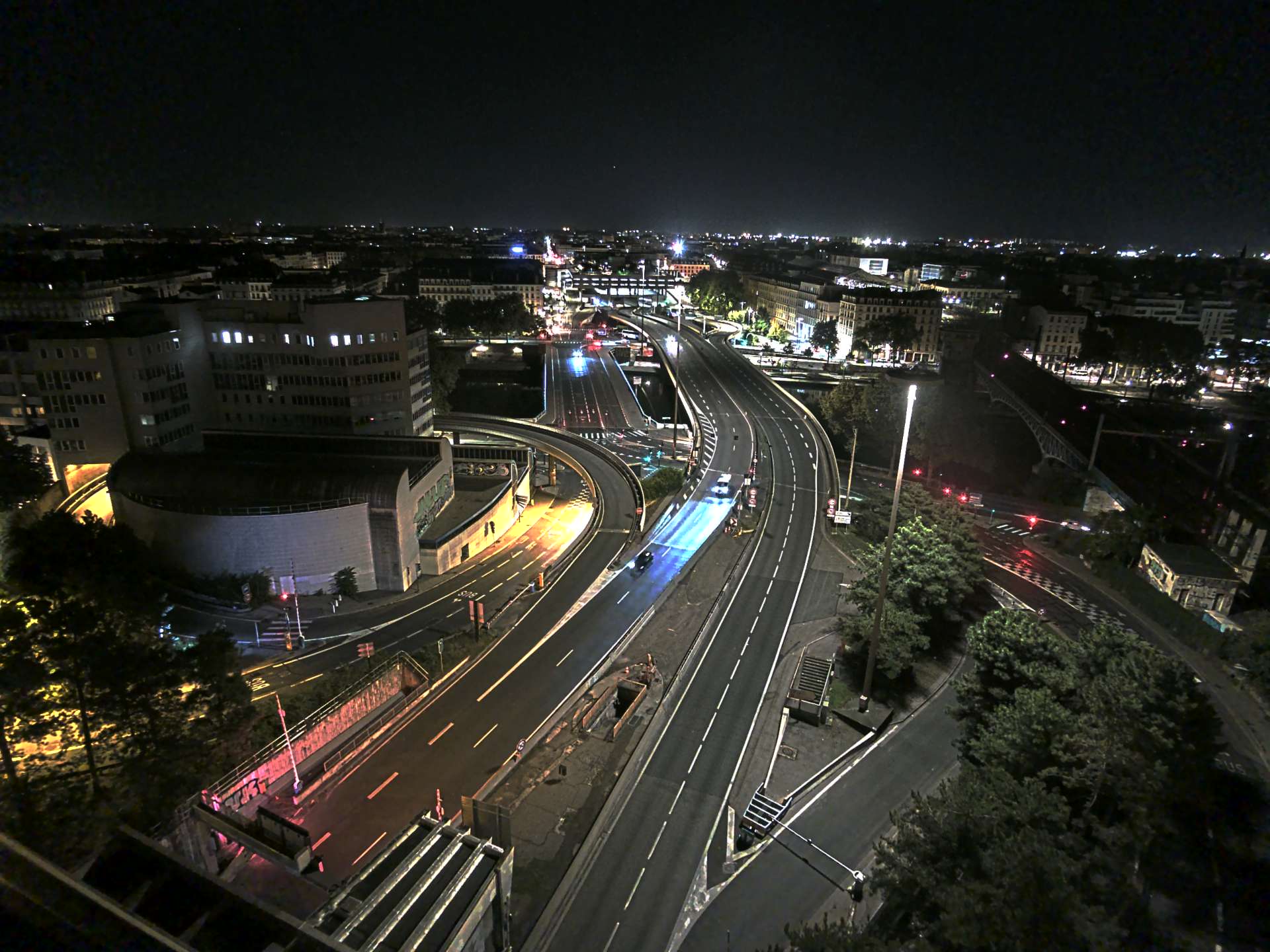 Caméra autoroute à Lyon Perrache à l'entrée Sud du Tunnel sous Fourvière, en direction de Marseille