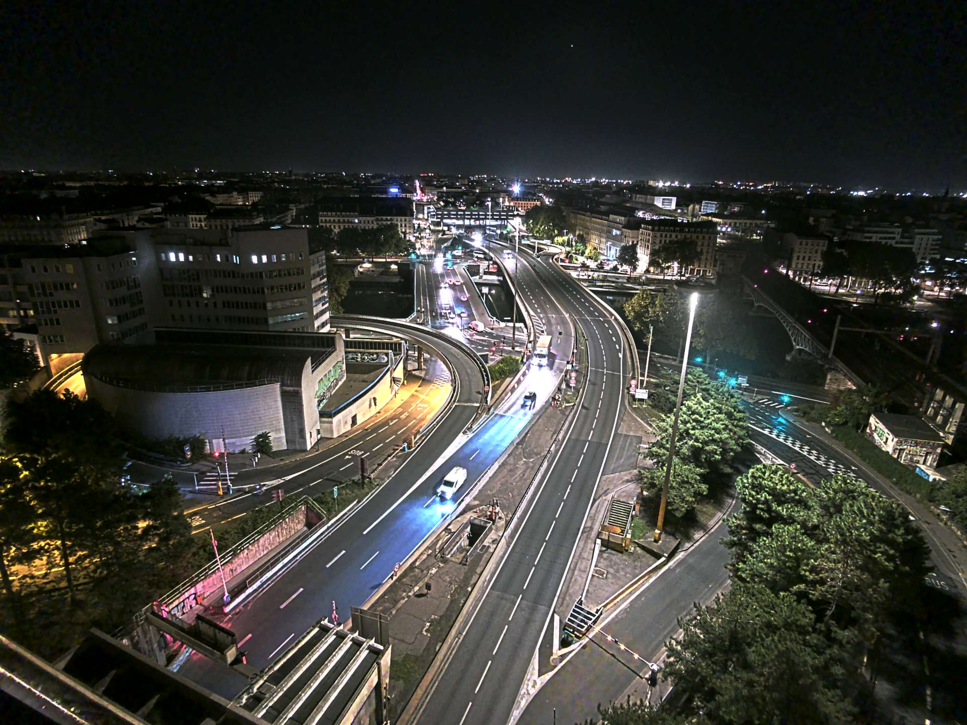 Caméra autoroute à Lyon Perrache à l'entrée Sud du Tunnel sous Fourvière, en direction de Marseille