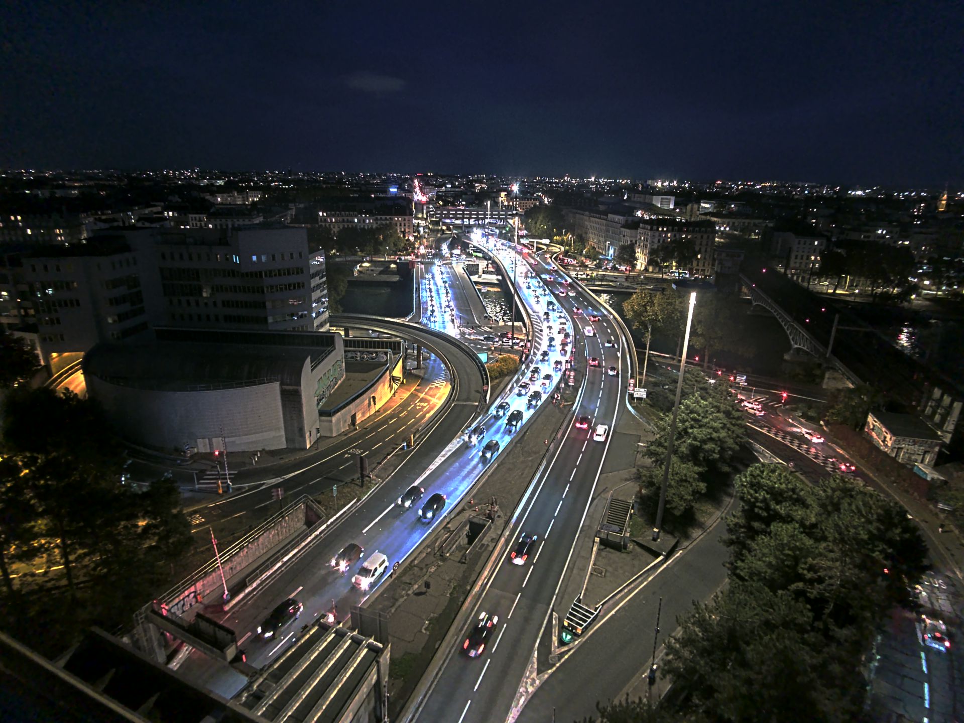 Caméra autoroute à Lyon Perrache à l'entrée Sud du Tunnel sous Fourvière, en direction de Marseille