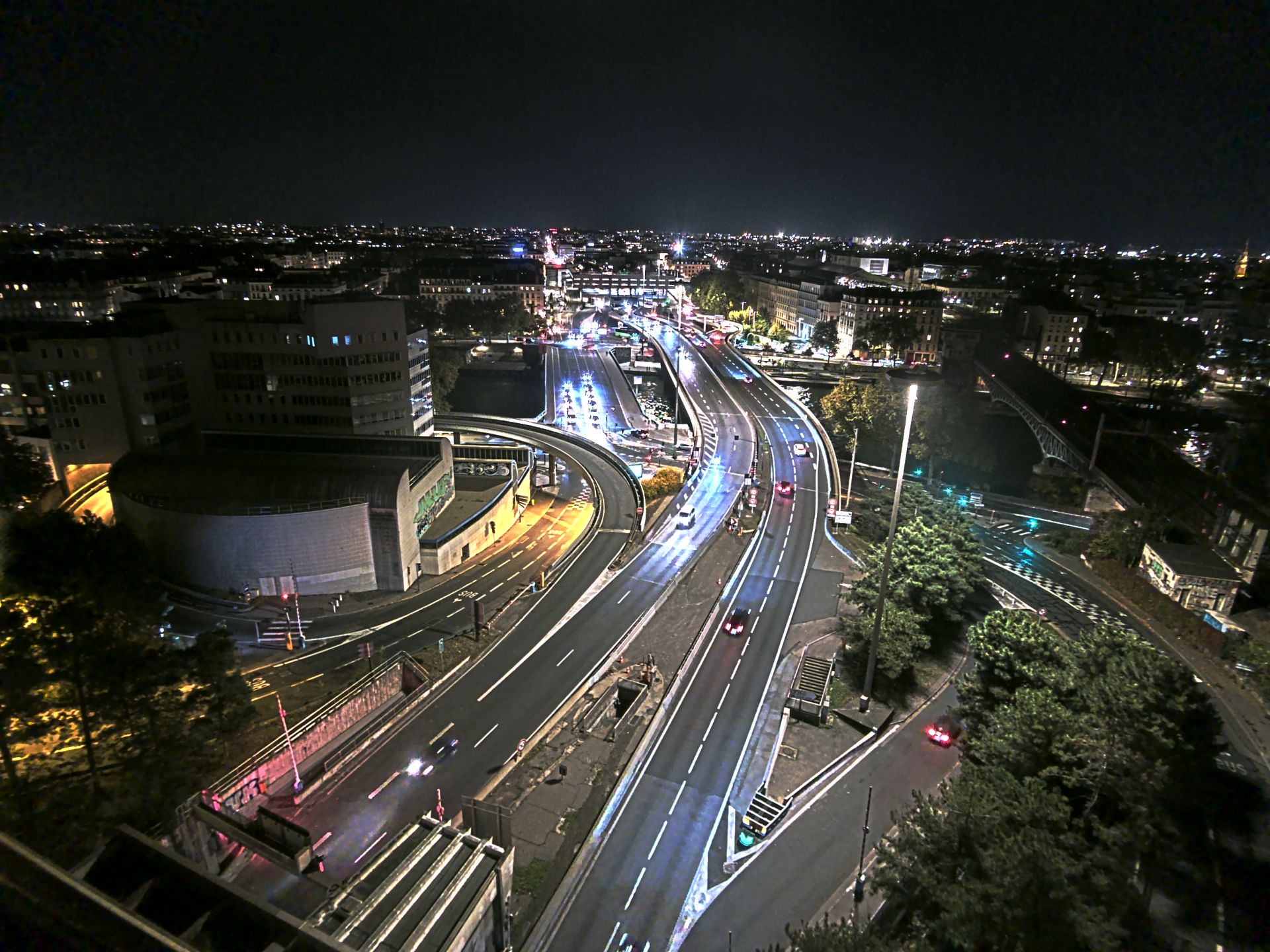 Caméra autoroute à Lyon Perrache à l'entrée Sud du Tunnel sous Fourvière, en direction de Marseille