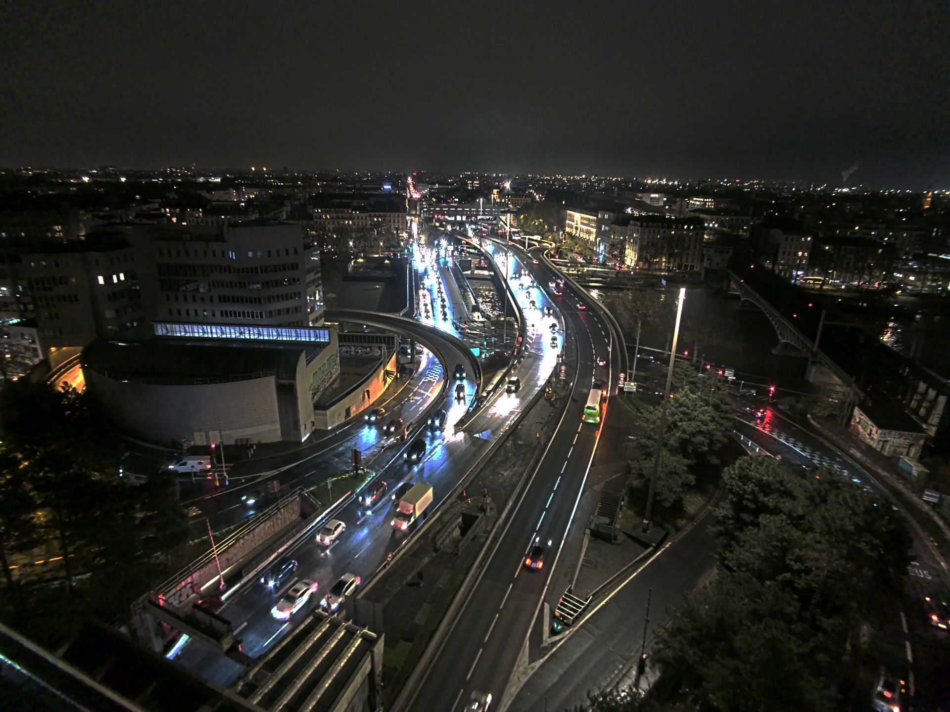 Caméra autoroute à Lyon Perrache à l'entrée Sud du Tunnel sous Fourvière, en direction de Marseille